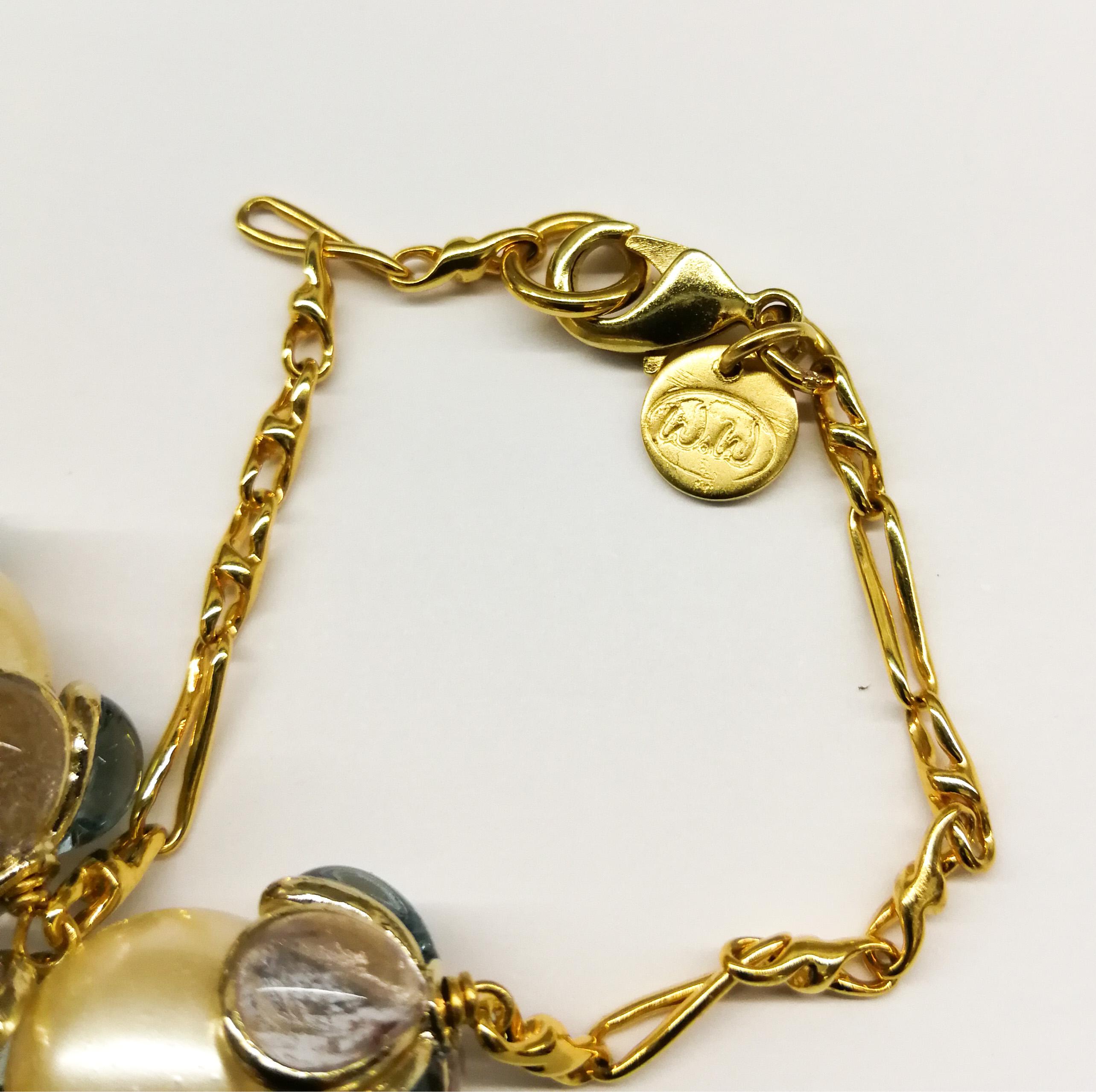 Collection «WW » sautoir en verre coulé long, perles et chaîne dorée, France, 2018 en vente 7