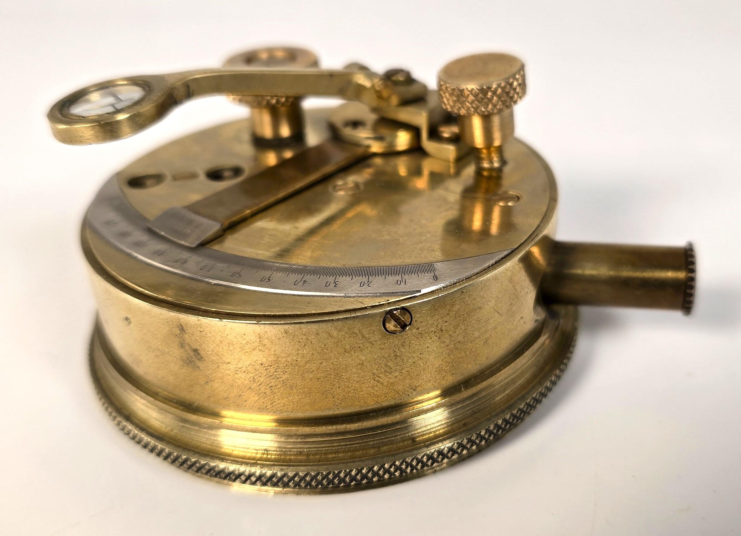 WW1 brass pocket military sextant made by Ryland & Sons, London circa 1915 For Sale 4