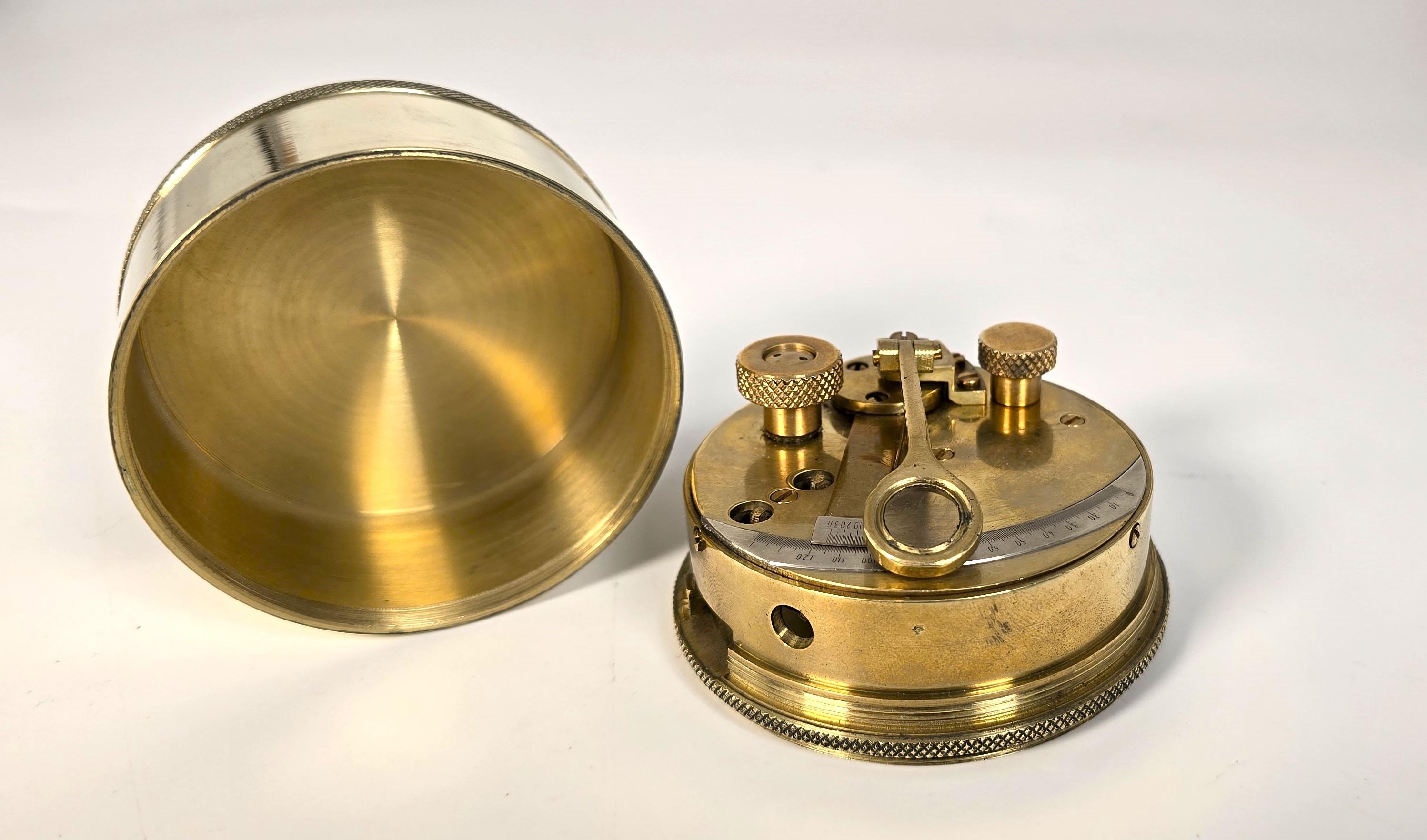 WW1 brass pocket military sextant made by Ryland & Sons, London circa 1915 For Sale 11