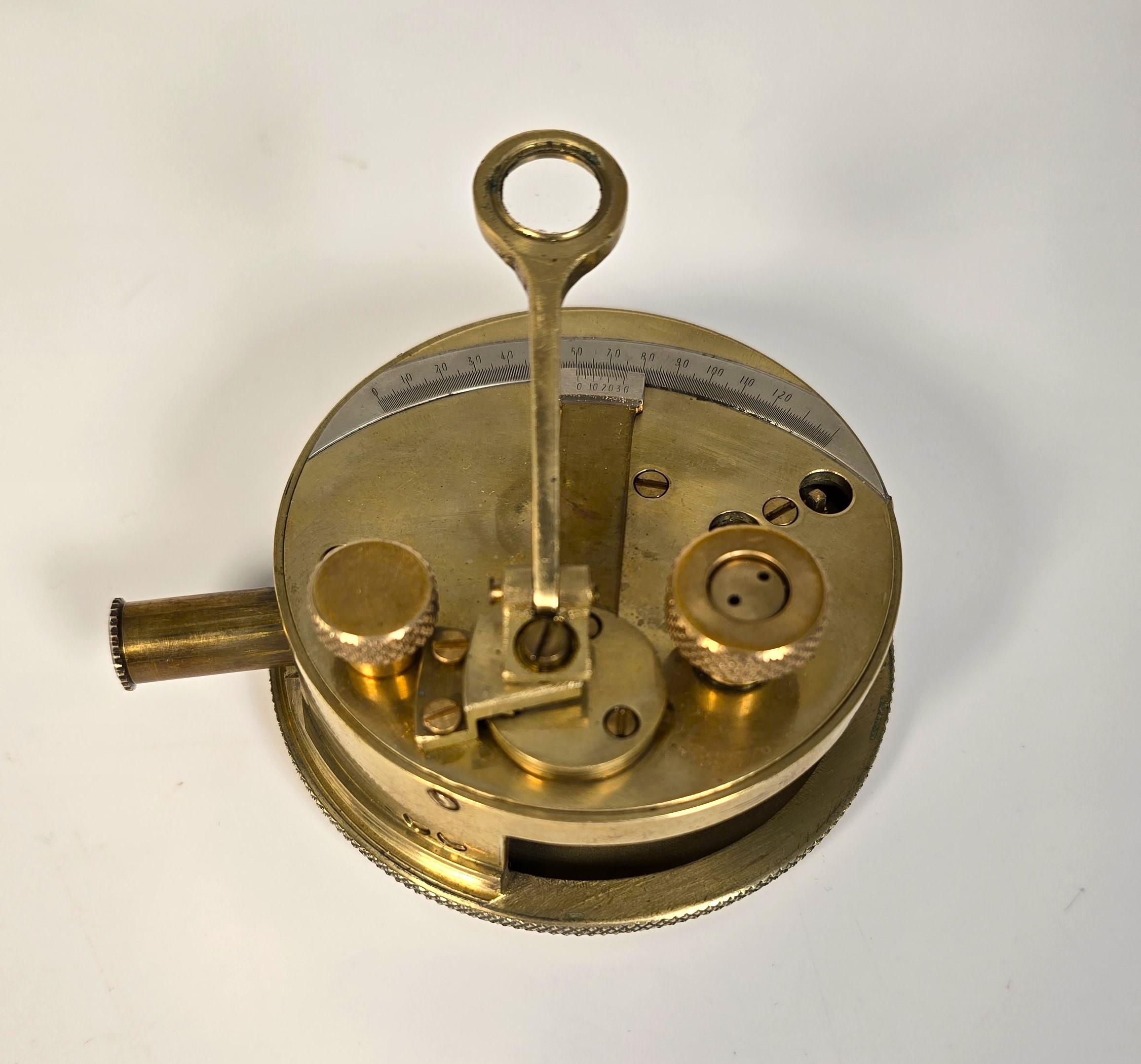 Brass WW1 brass pocket military sextant made by Ryland & Sons, London circa 1915 For Sale