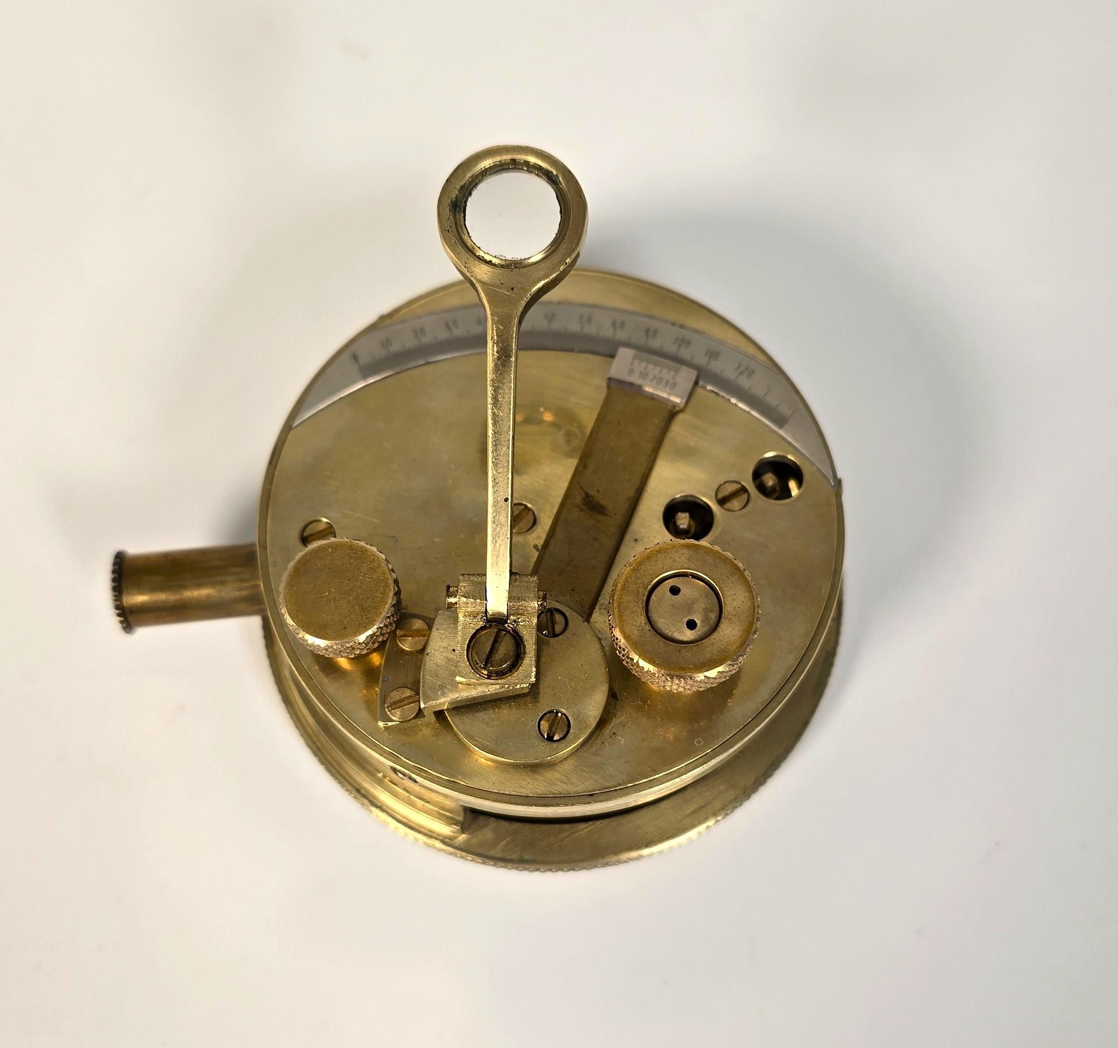 WW1 brass pocket military sextant made by Ryland & Sons, London circa 1915 For Sale 1