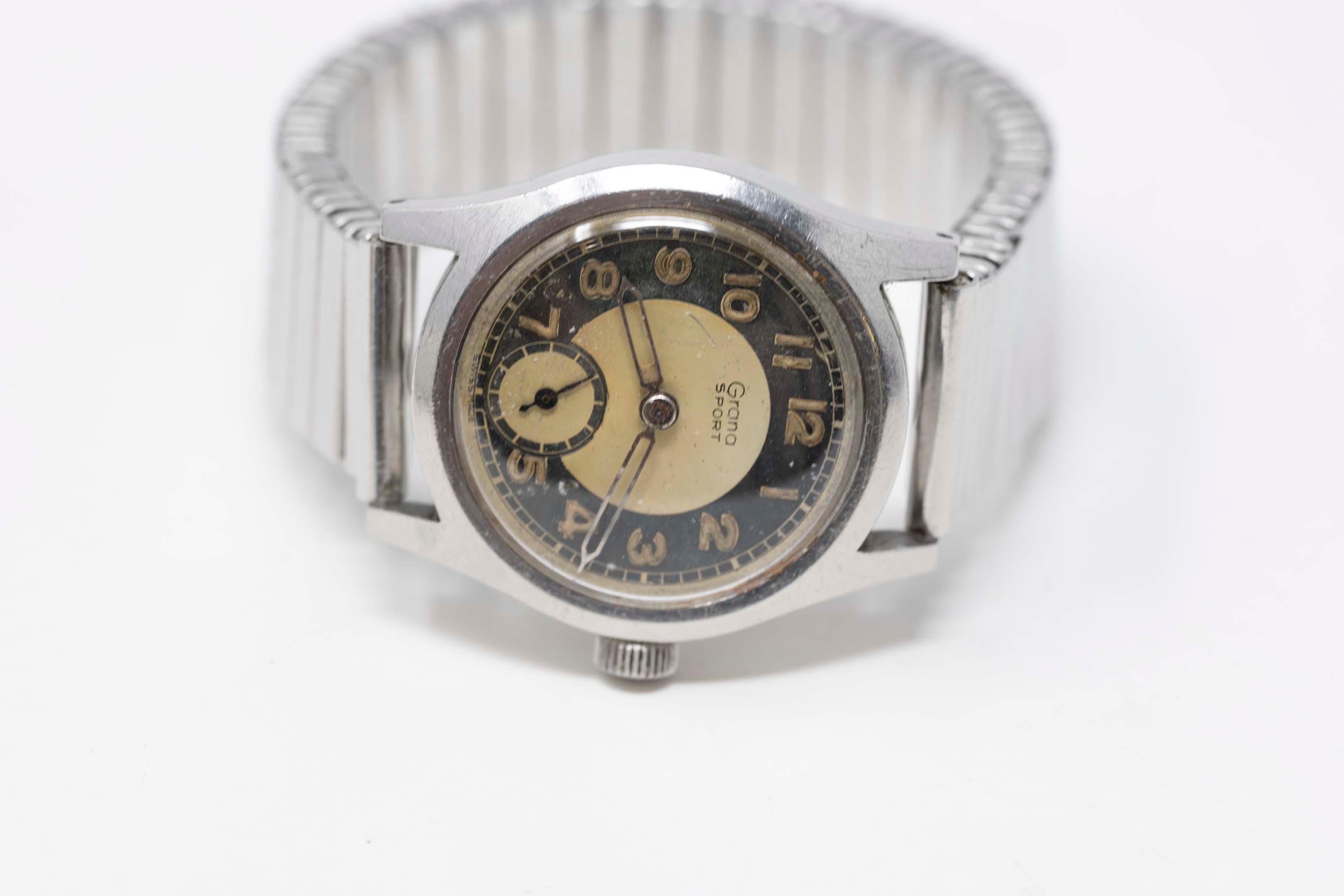 WW2 Grana Sport Uhr mit mechanischem Uhrwerk und zweifarbigem Zifferblatt im Angebot 1