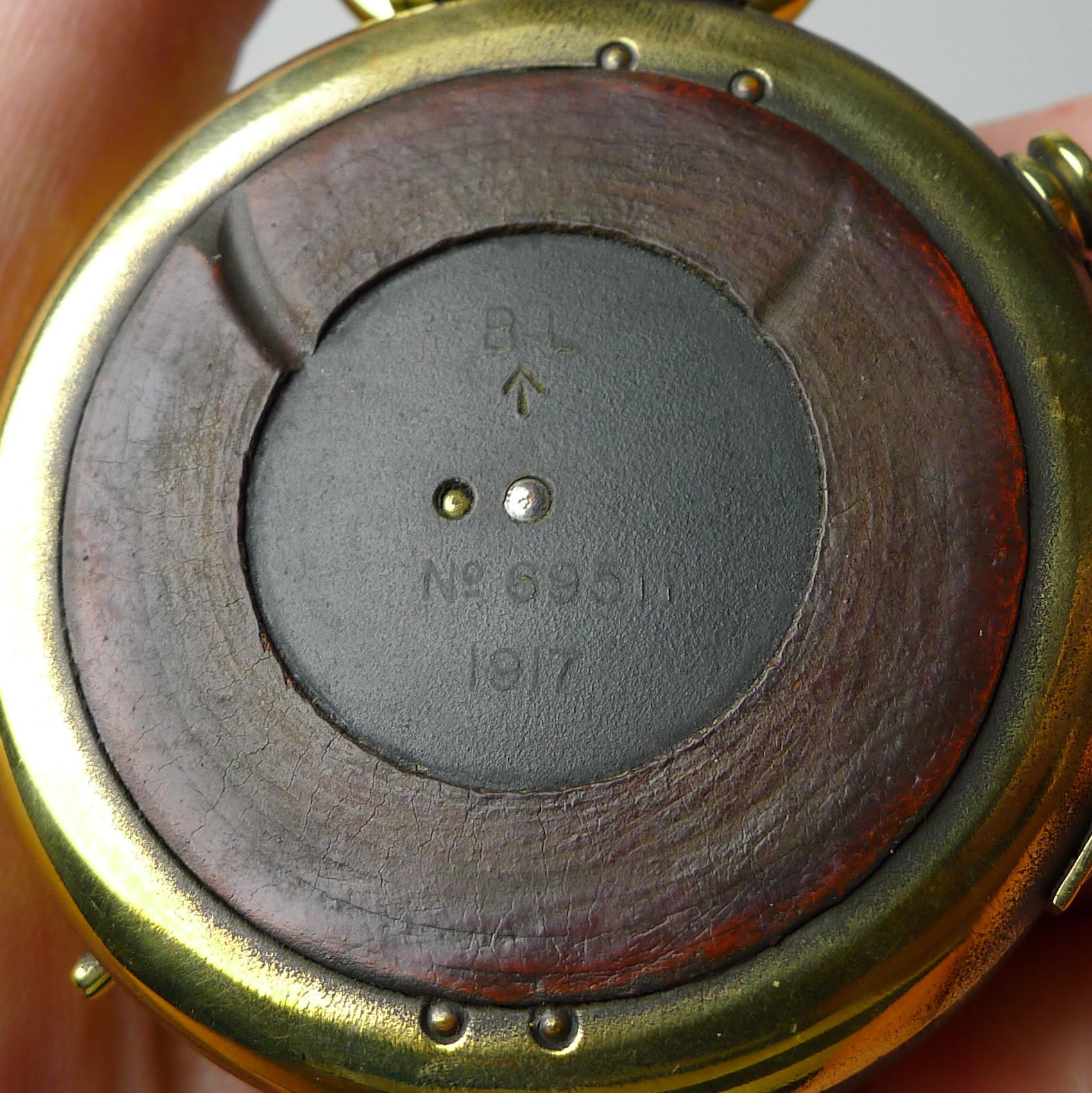 WWI 1917 British Army Officer's Compass In Good Condition In Bath, GB