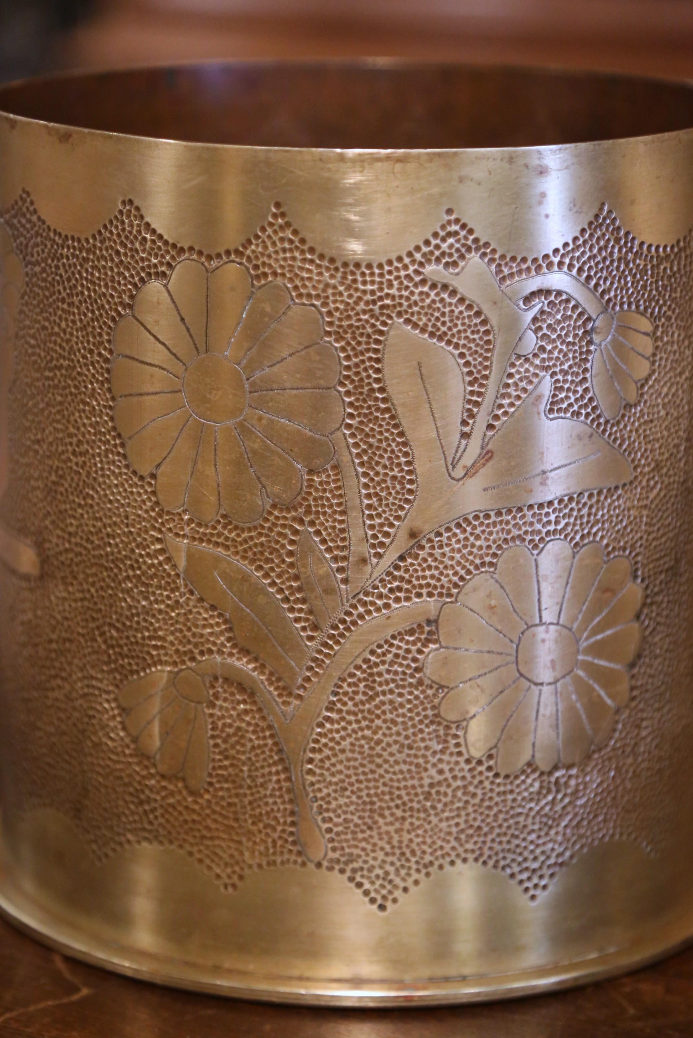 20th Century WWI German Trench Artillery Brass Shell Casing with Engraved Foliage Motifs For Sale