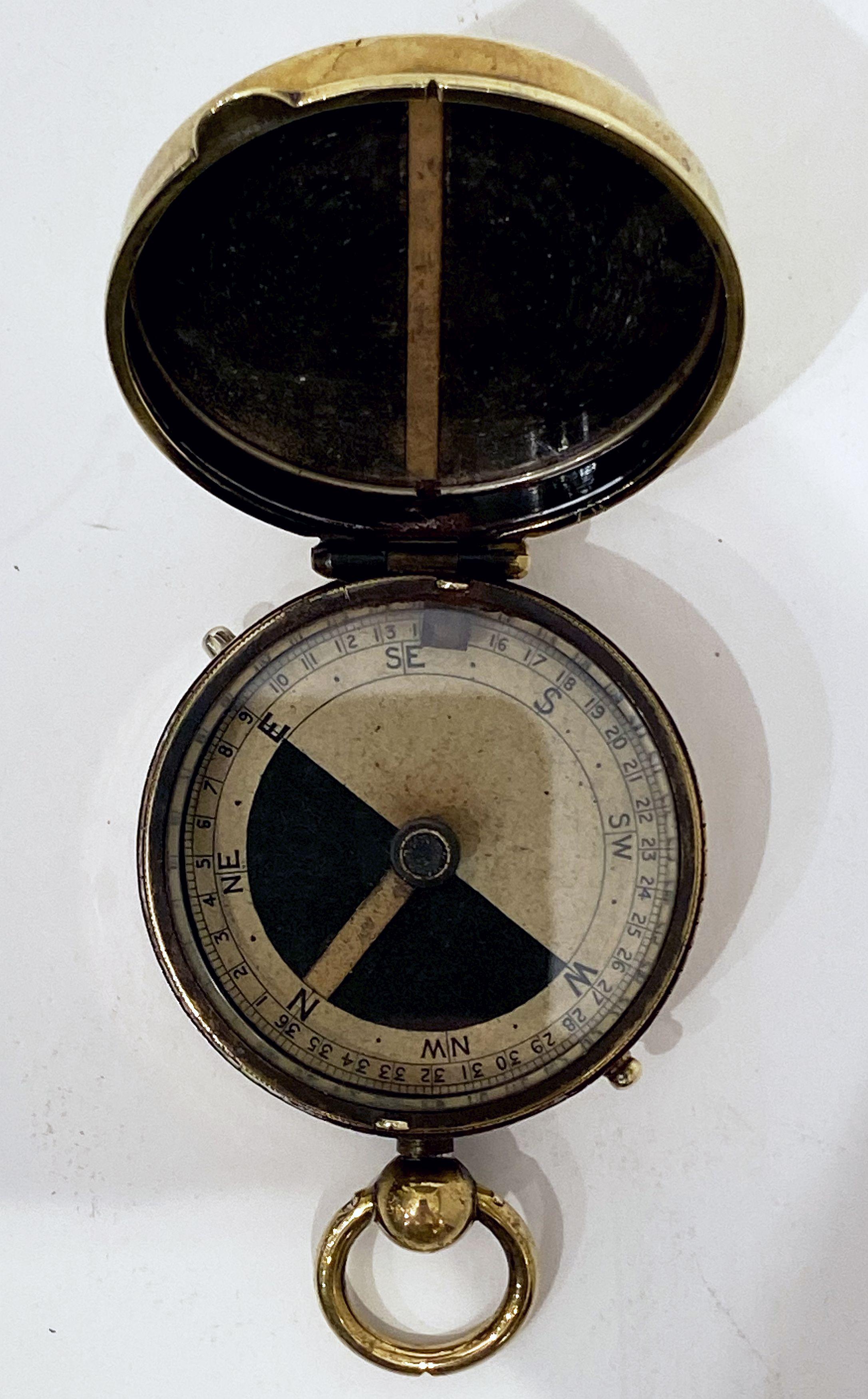 WWI Military Officer's Marching Compass, Cbynite Radium Compass In Good Condition In Austin, TX