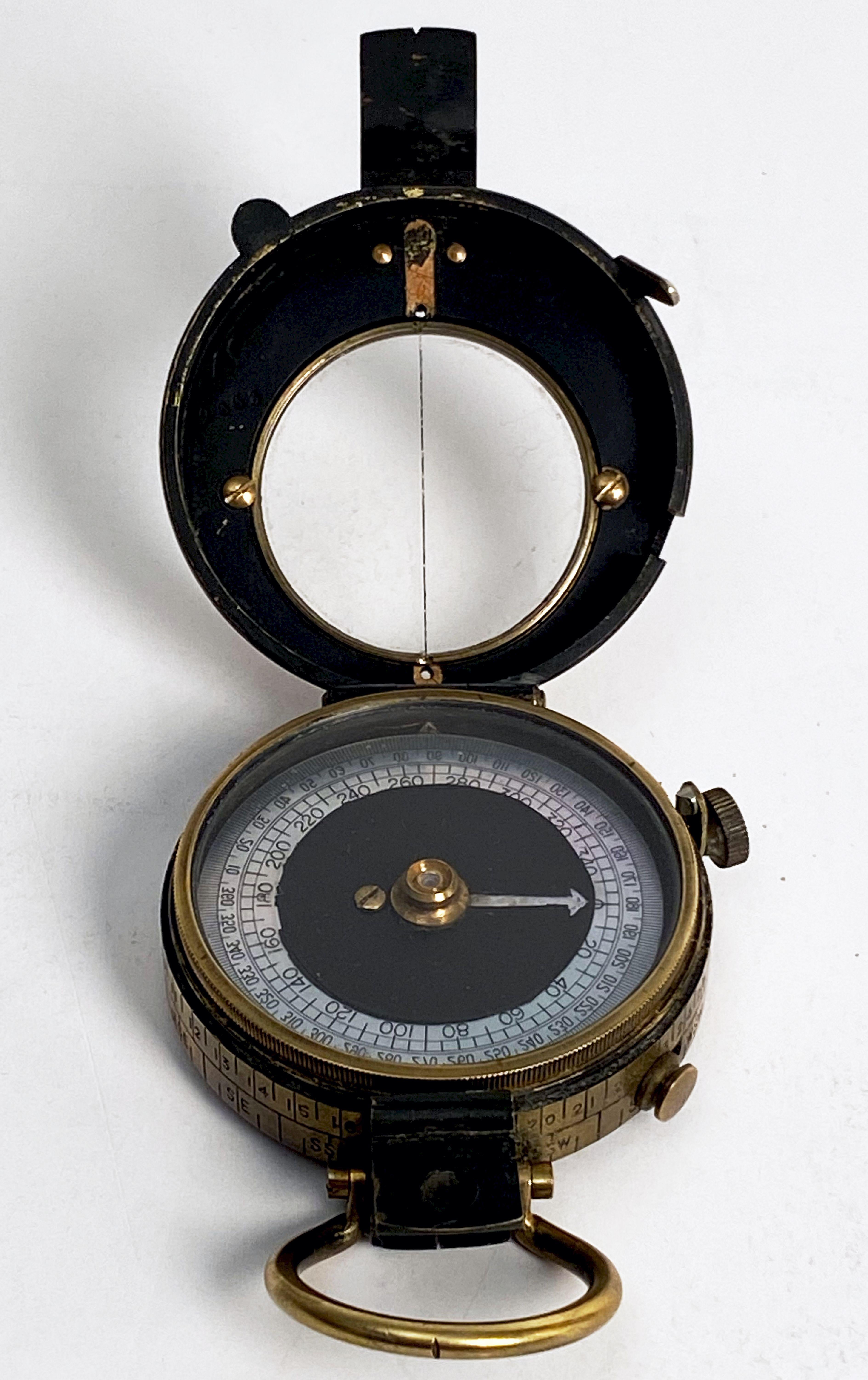 WWI Military Officer's Marching Compass Dated 1918, Verners Patent VIII In Good Condition In Austin, TX