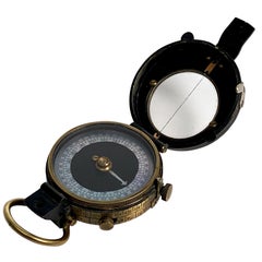 Boussole de marche d'officier militaire de la Première Guerre mondiale datée de 1918:: brevet Verners VIII