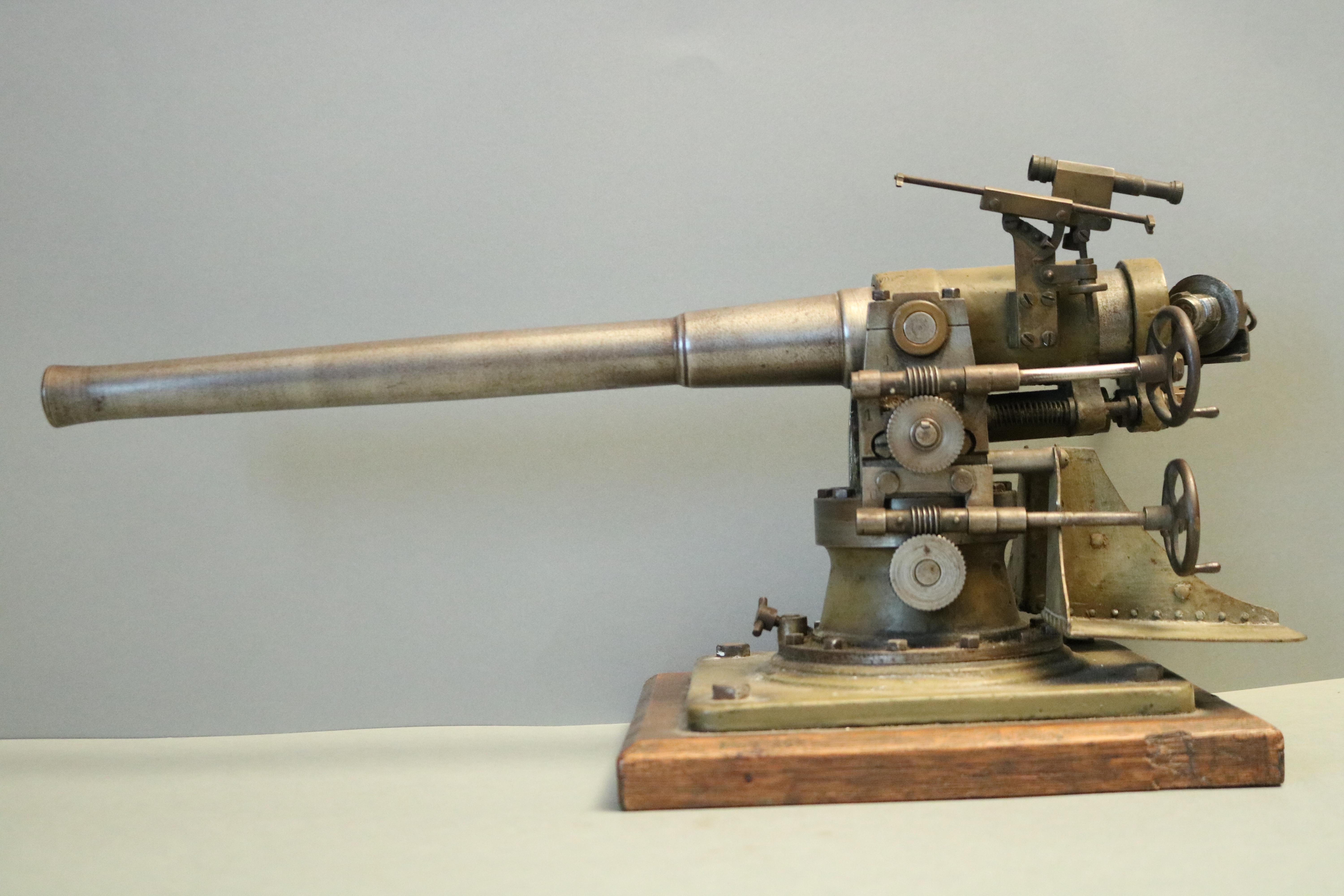 Other WWI Scale Model of a Coastal Defence Gun