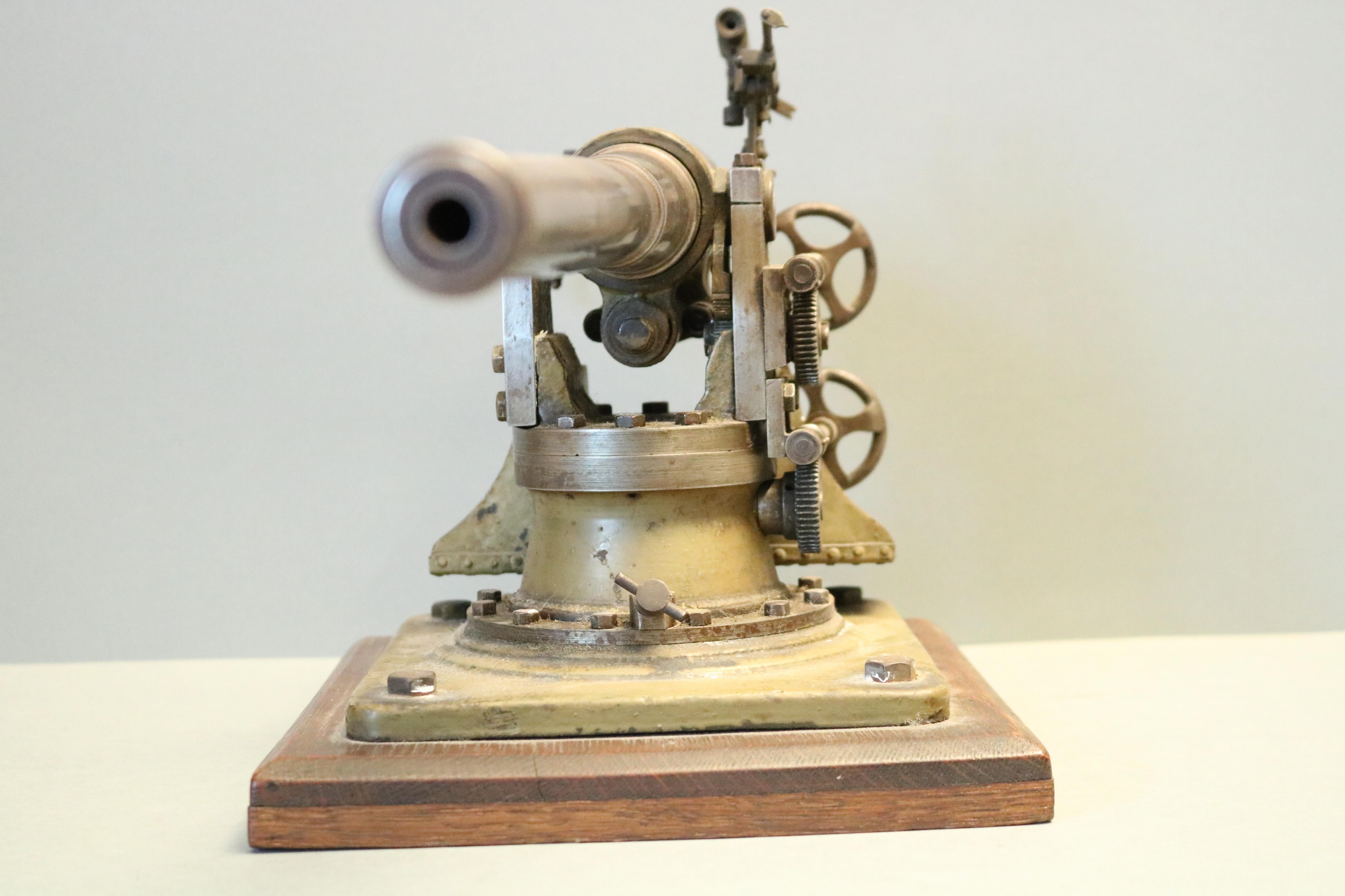 WWI Scale Model of a Coastal Defence Gun 1
