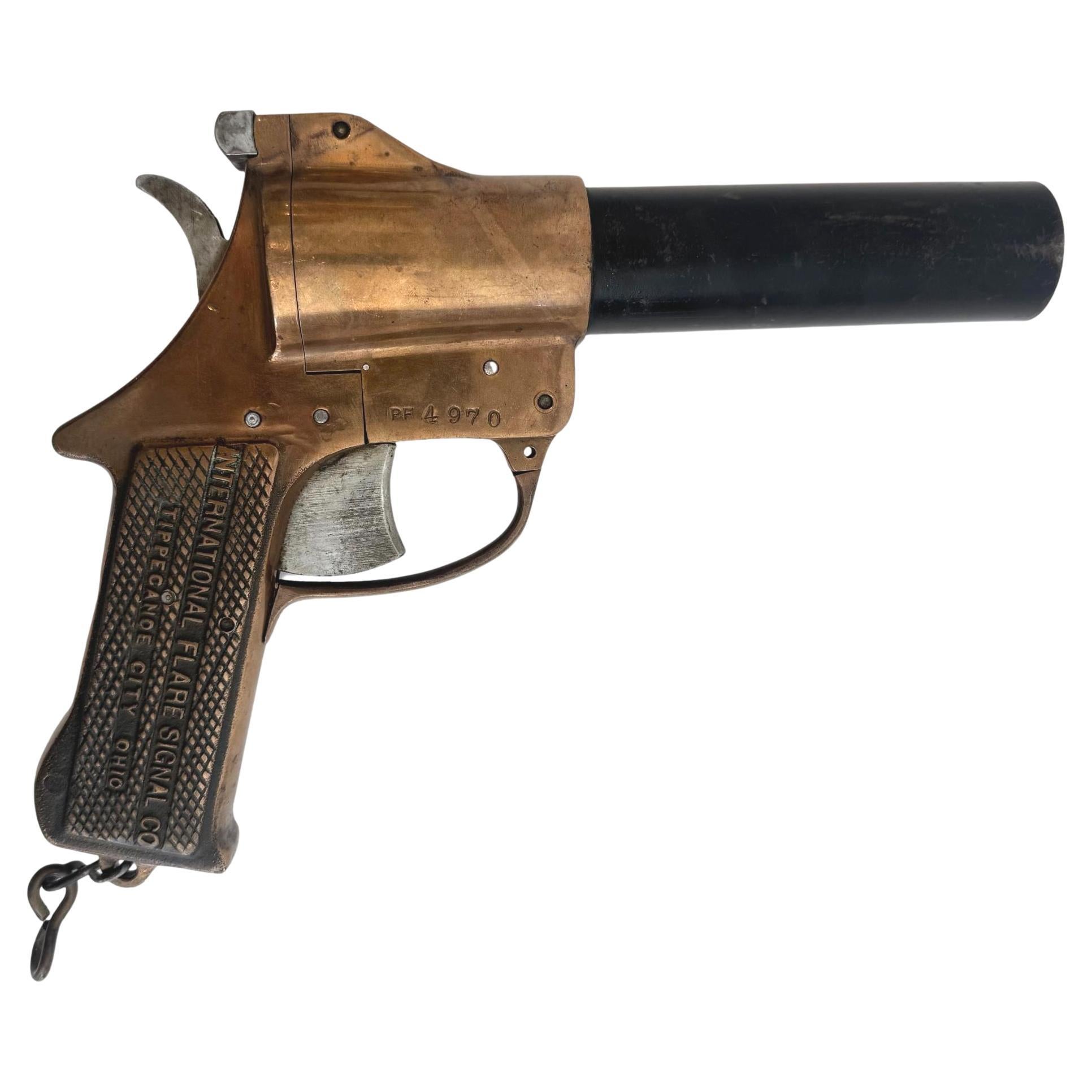 Pistola lanciarazzi in ottone della seconda guerra mondiale, anni 
40 USA