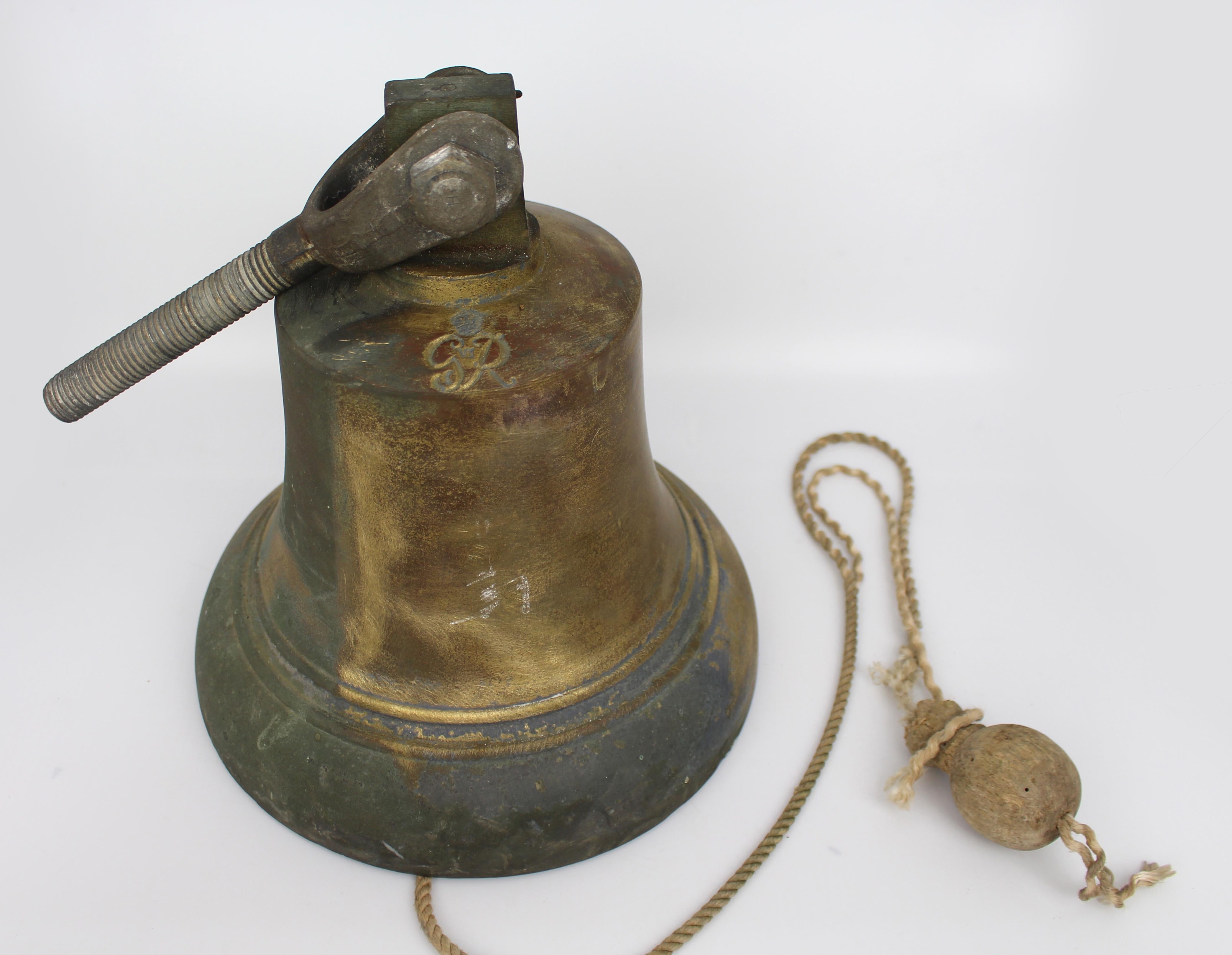 WWII-Era British Royal Navy Bronze Ship’s Bell, George VI Cipher, circa 1940s In Good Condition For Sale In Worcester, GB
