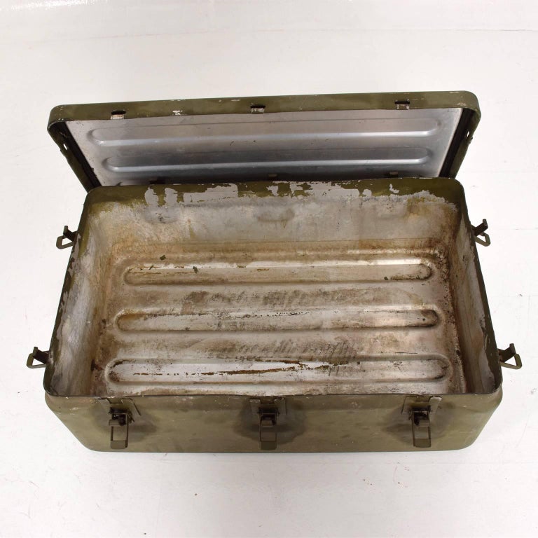 WWII Military Aluminium Box Original Olive Green, Industrial, Midcentury Period For Sale at 1stDibs