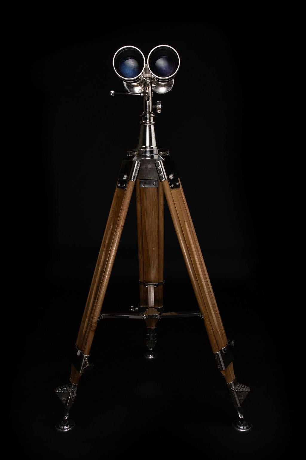 Binoculars 15x80 In Good Condition In Aspen, CO