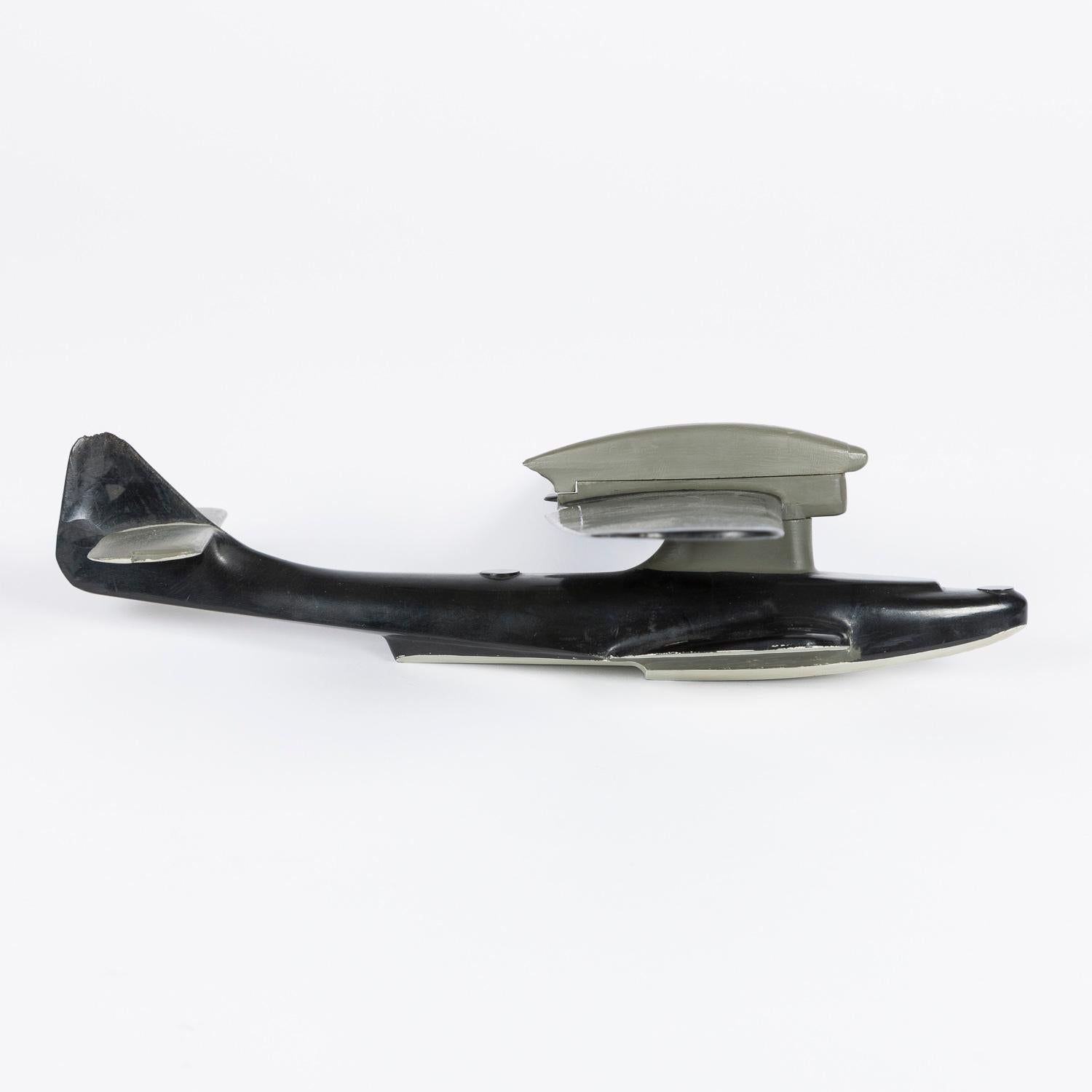 WWII recognition model of a Dornier Do.18 flying boat In Fair Condition For Sale In London, GB