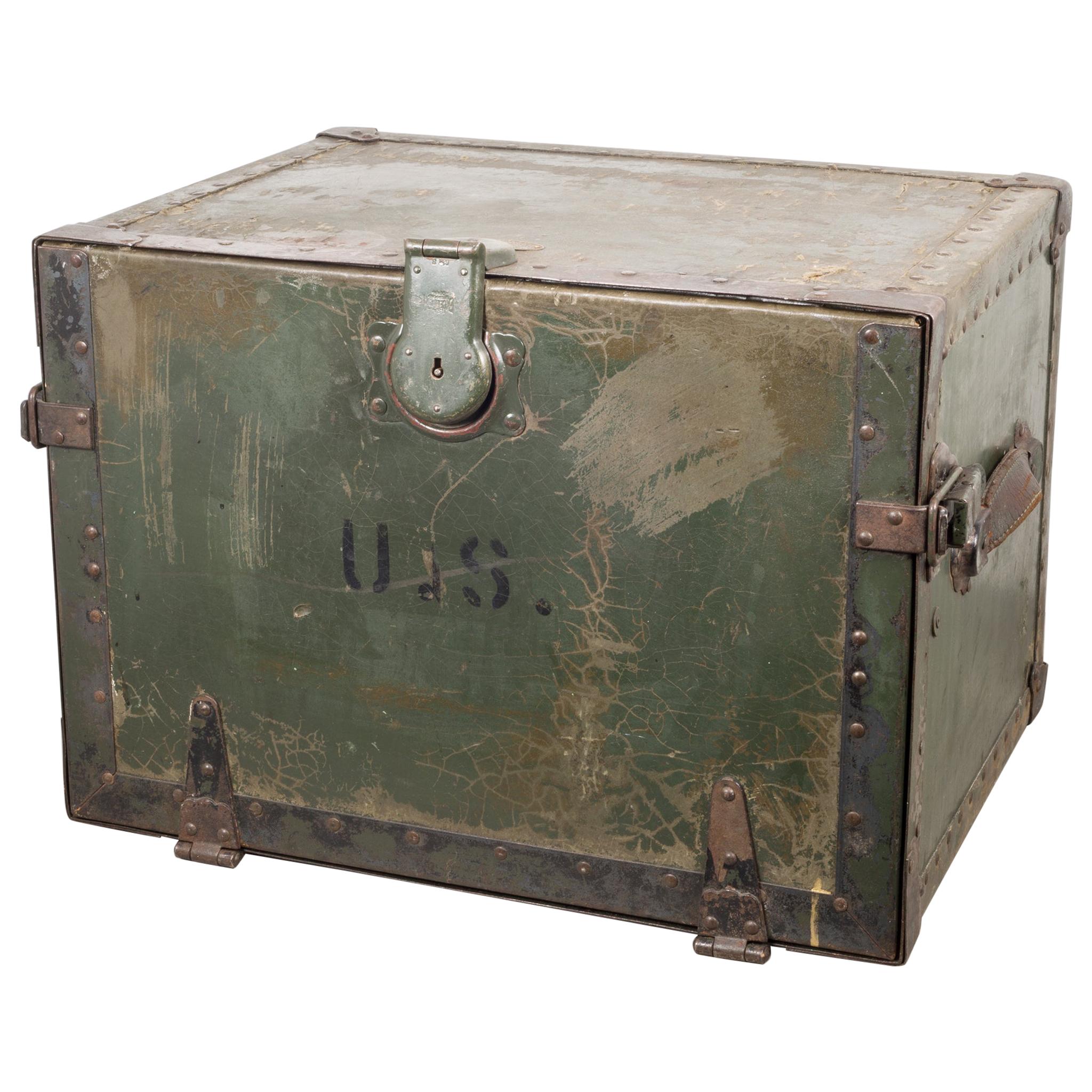 Vintage Military FOOT LOCKER w Tray storage trunk GREEN coffee table box  wwii US