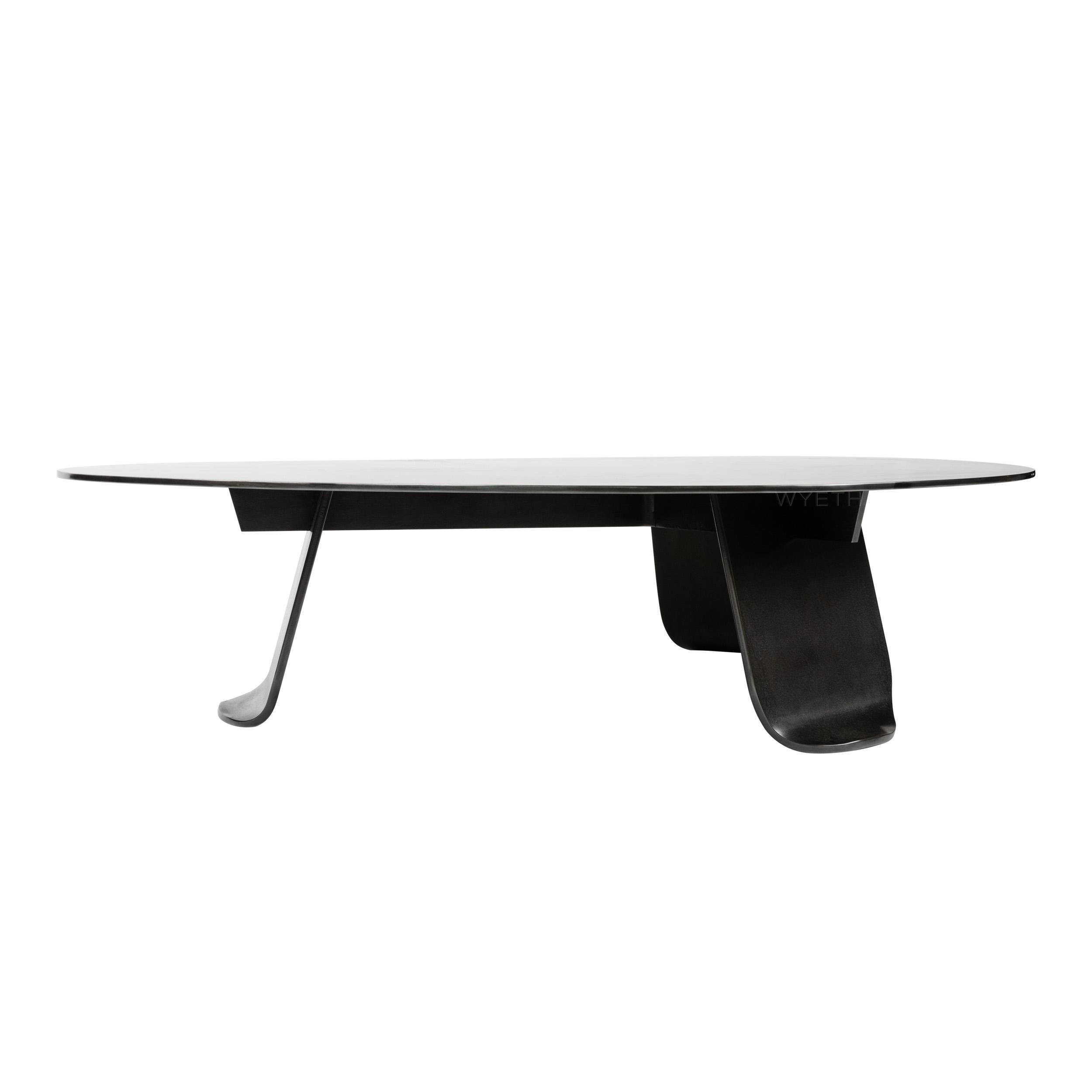 WYETH Chrysalis Tisch Nr. 2 aus patiniertem Stahl (21. Jahrhundert und zeitgenössisch) im Angebot