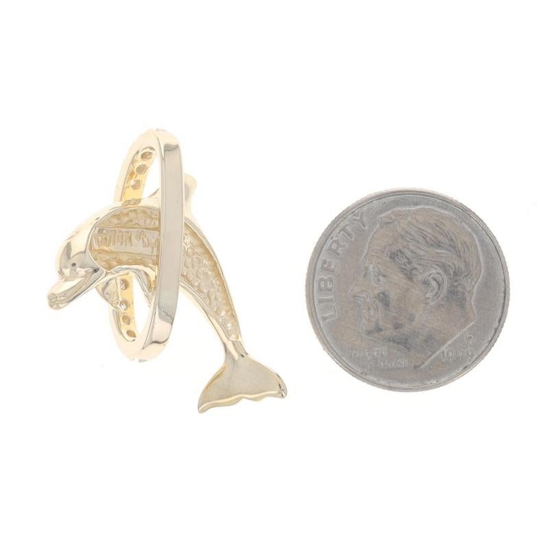 Wyland Foundation Diamond Dolphin Pendant-Yellow Gold 14k Round Brilliant .33ctw In Excellent Condition For Sale In Greensboro, NC