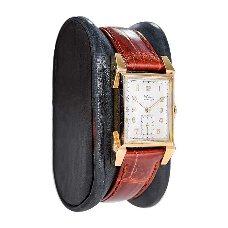 Wyler 14Kt. Solid Gold Art Deco Watch with Original Dial from 1940's In Excellent Condition In Long Beach, CA