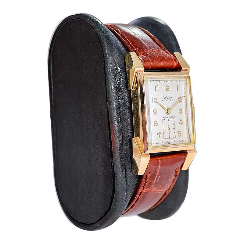 Women's or Men's Wyler 14Kt. Solid Gold Art Deco Watch with Original Dial from 1940's