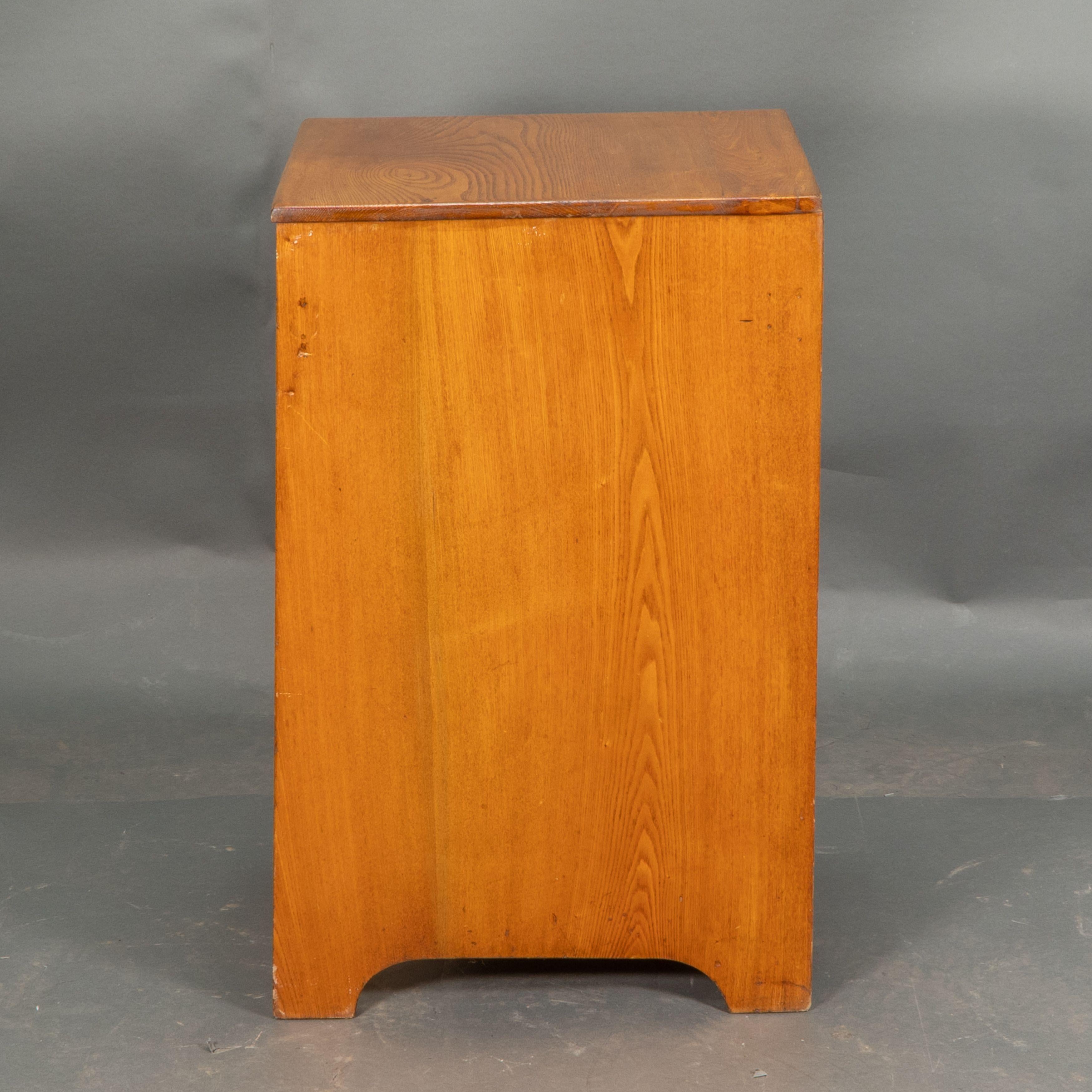 British Wylie and Lochhead. A pair of Arts and Crafts Ash bedside cabinets For Sale