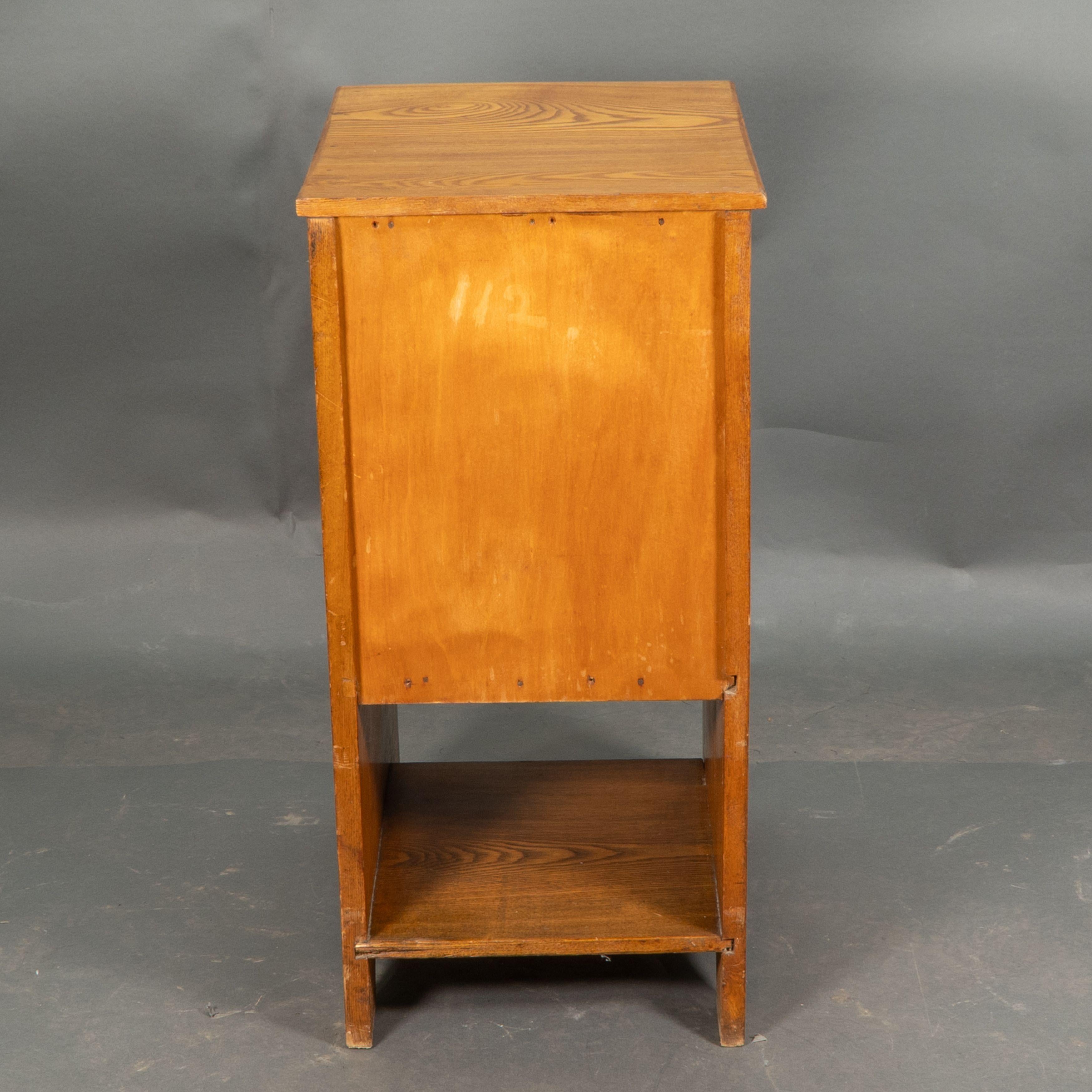 Early 20th Century Wylie and Lochhead. A pair of Arts and Crafts Ash bedside cabinets For Sale