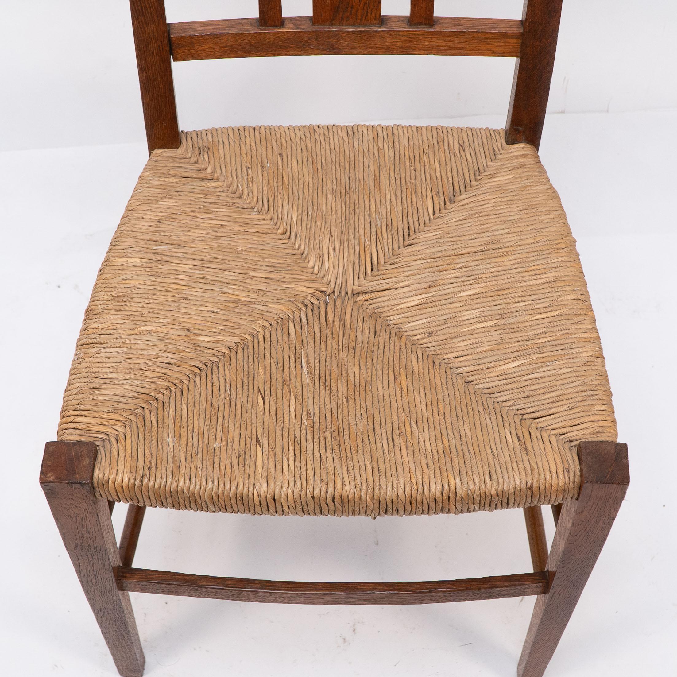 Wylie et Lochhead (atribué). Paire de chaises d'appoint ou de chambre à coucher en jonc en vente 4