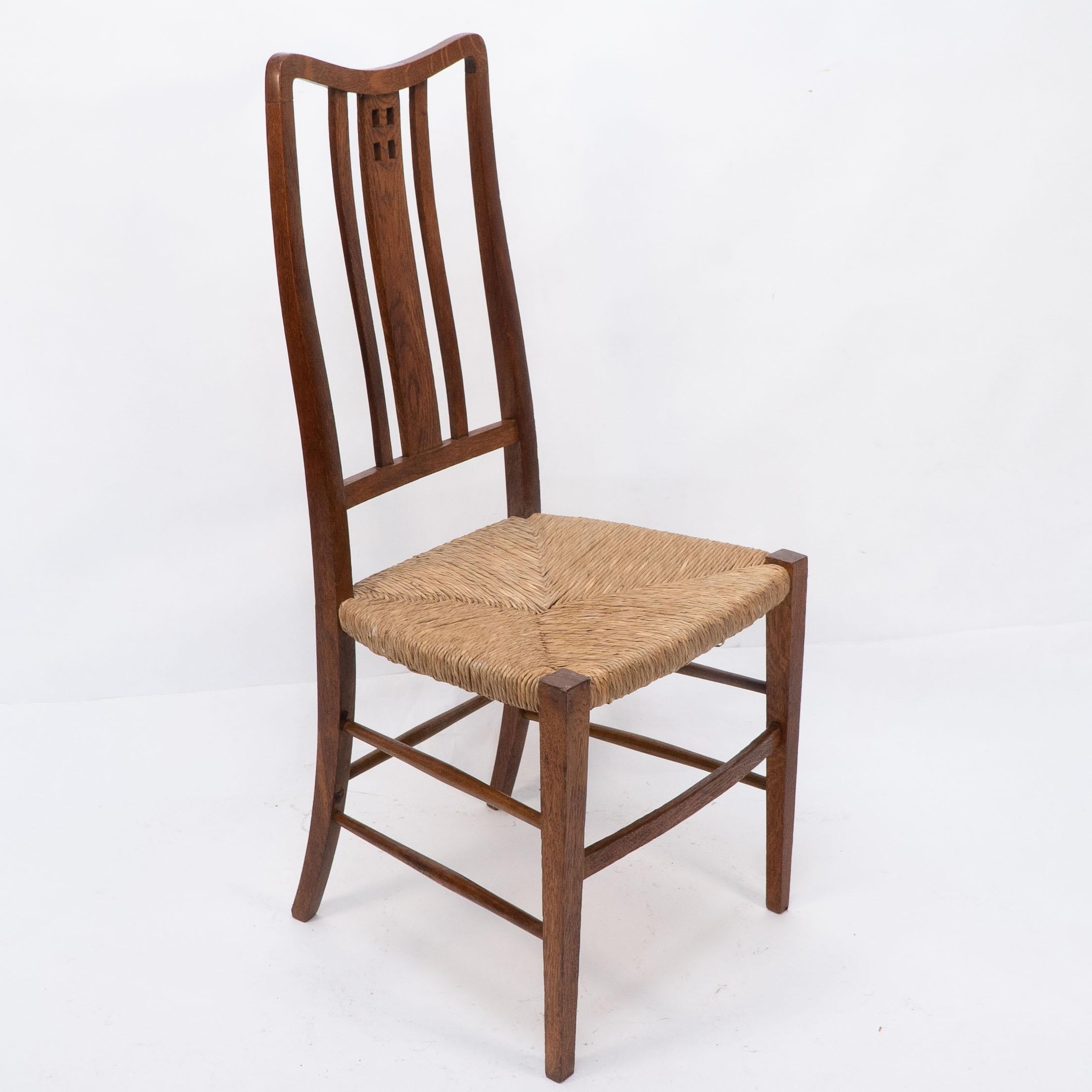 Anglais Wylie et Lochhead (atribué). Paire de chaises d'appoint ou de chambre à coucher en jonc en vente