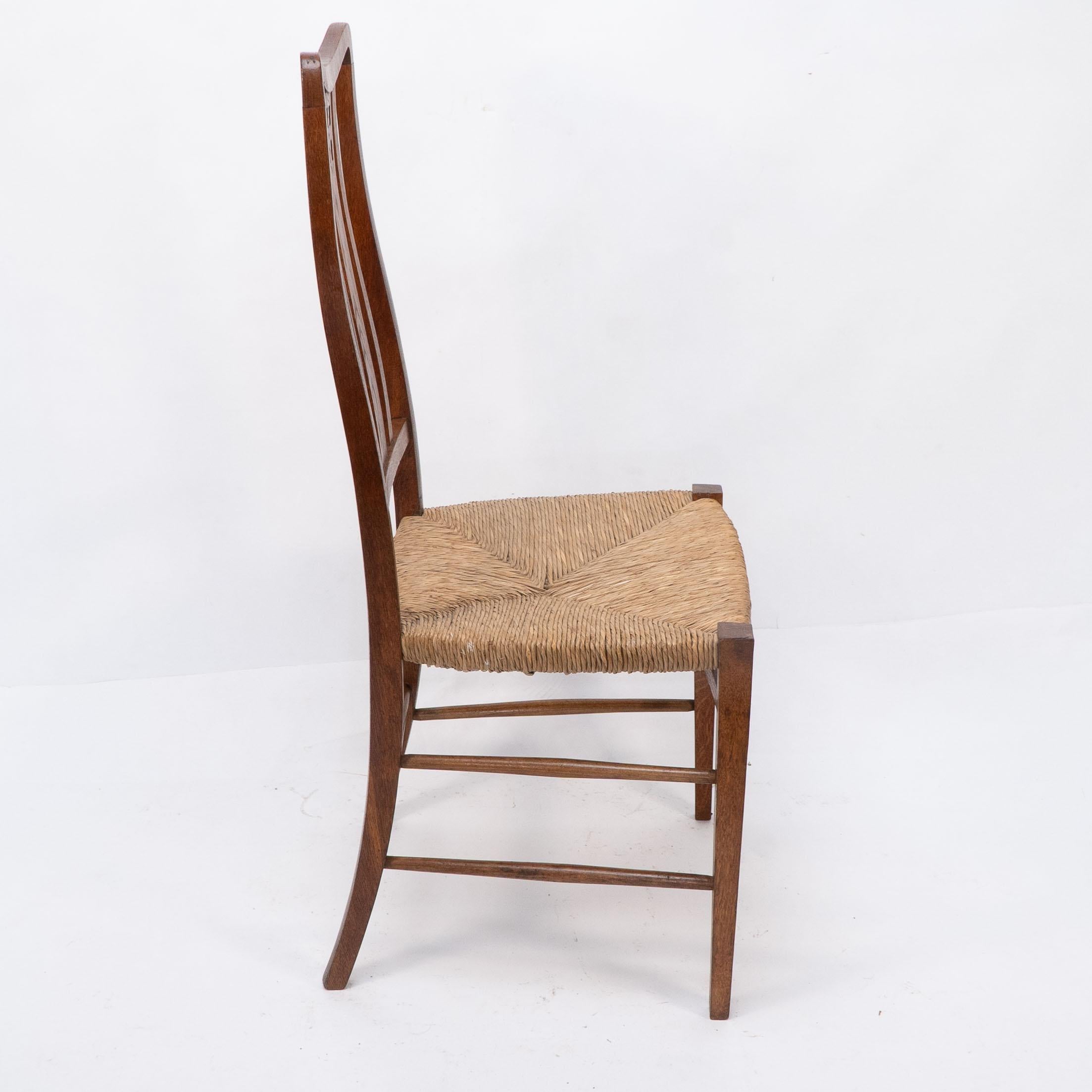 Wylie et Lochhead (atribué). Paire de chaises d'appoint ou de chambre à coucher en jonc en vente 1