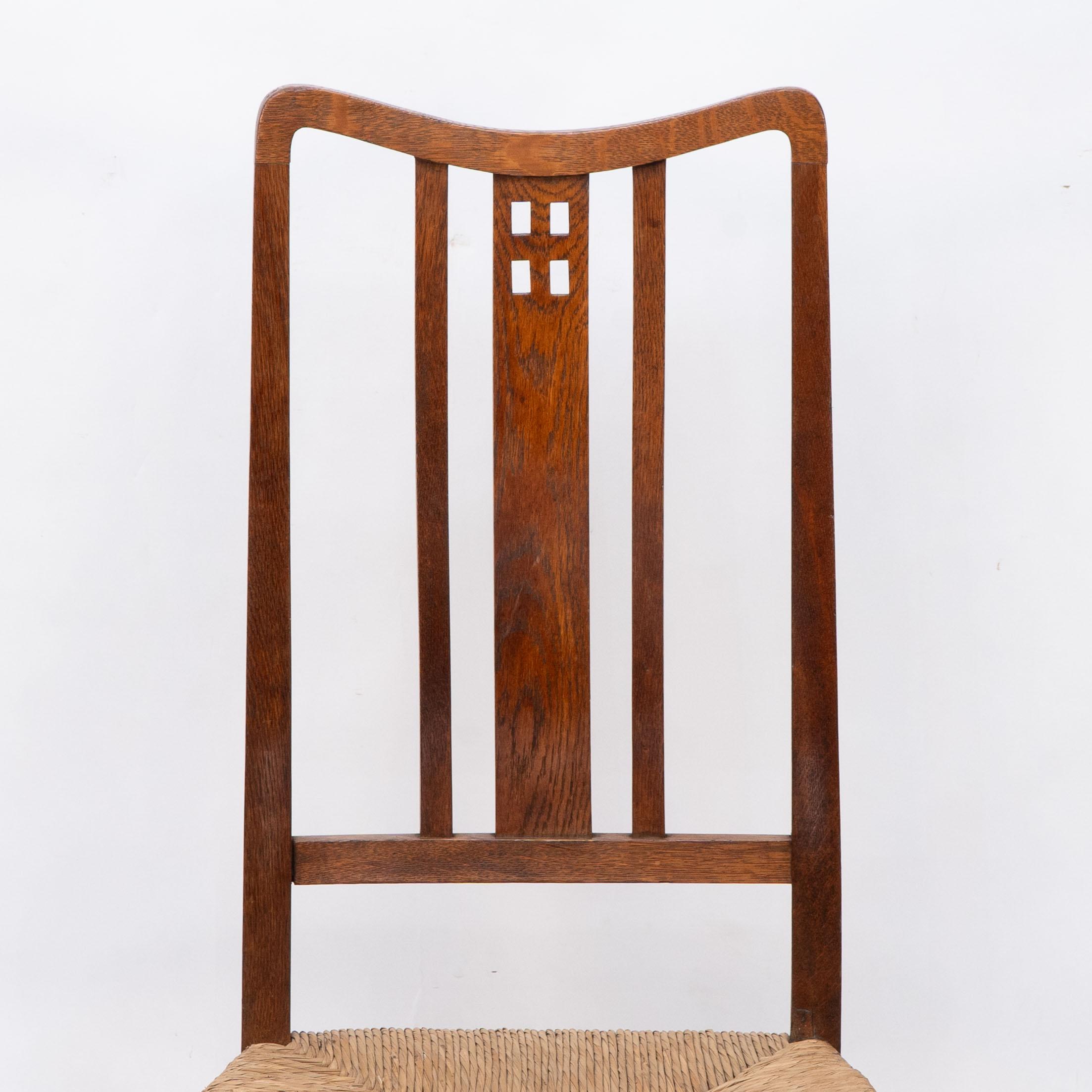 Wylie et Lochhead (atribué). Paire de chaises d'appoint ou de chambre à coucher en jonc en vente 2