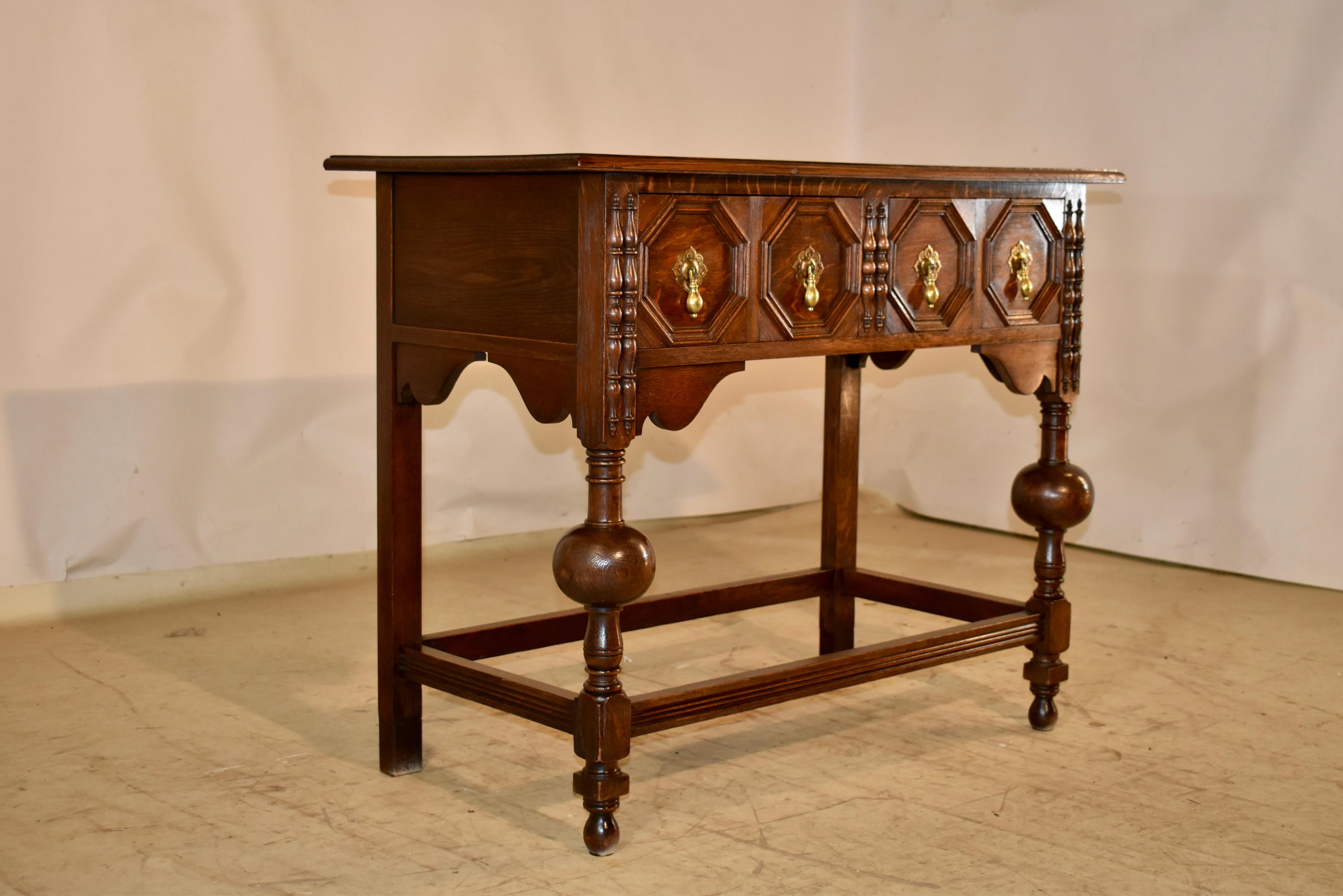 Scozzese Wylie & Lochhead Server geometrico edoardiano in Oak in vendita