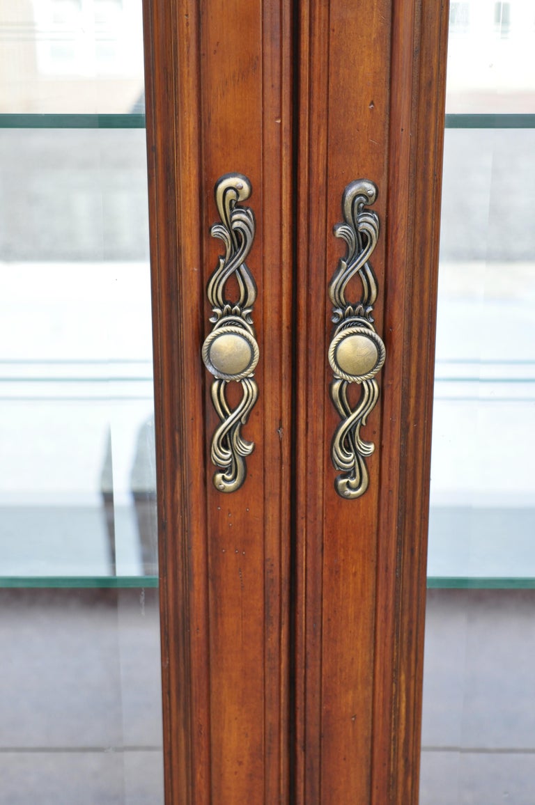 Wynwood Flex Steel Empire Carved Cherry Wood Glass Display Curio China  Cabinet For Sale at 1stDibs