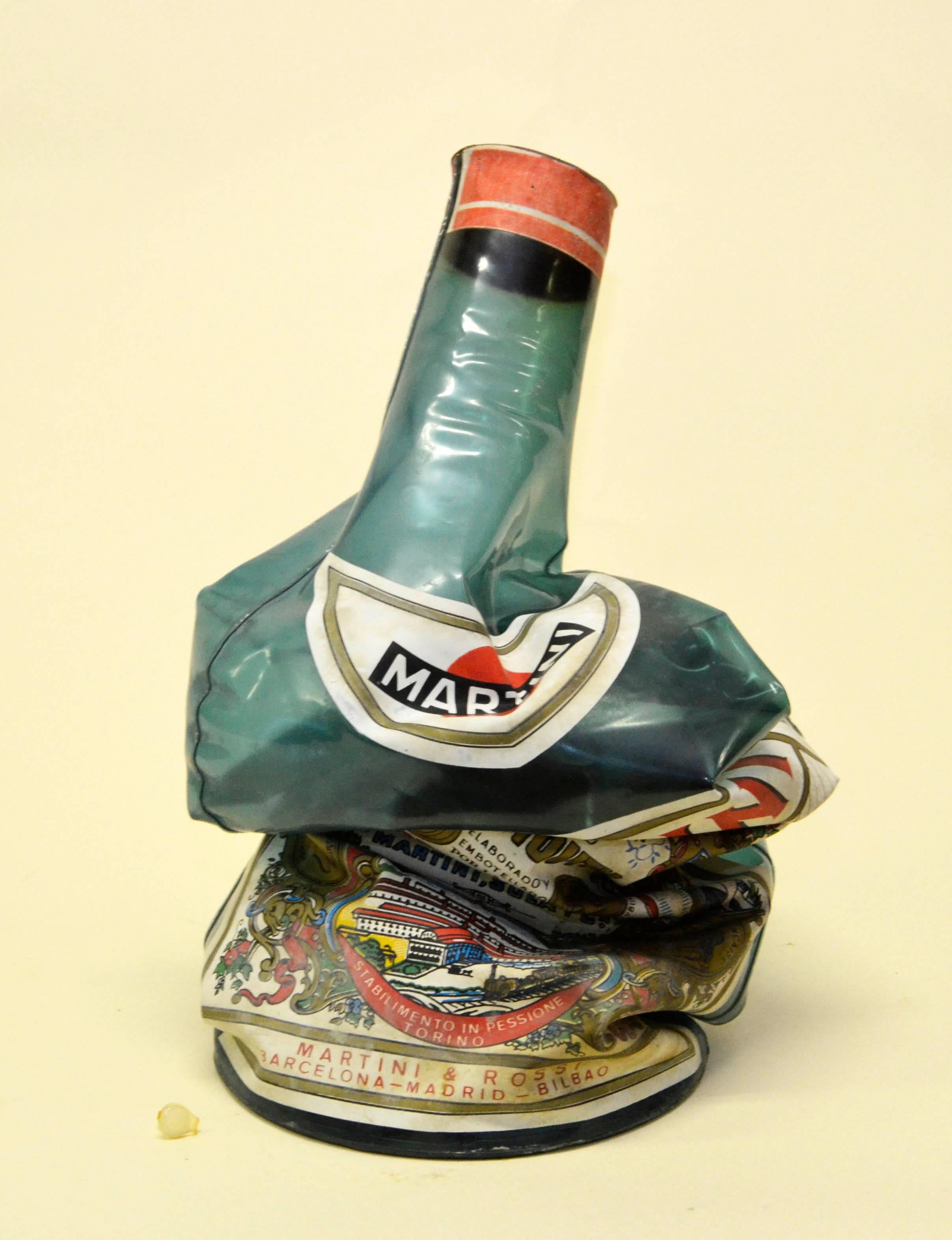1970s Large Spanish Inflatable Martini & Rossi Promotion Plastic Bottle For Sale 1