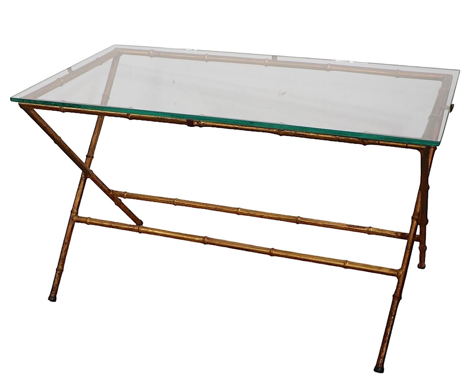 Table d'appoint en X et faux bambou doré fabriquée en Italie d'après la Maison Bagues en vente 1