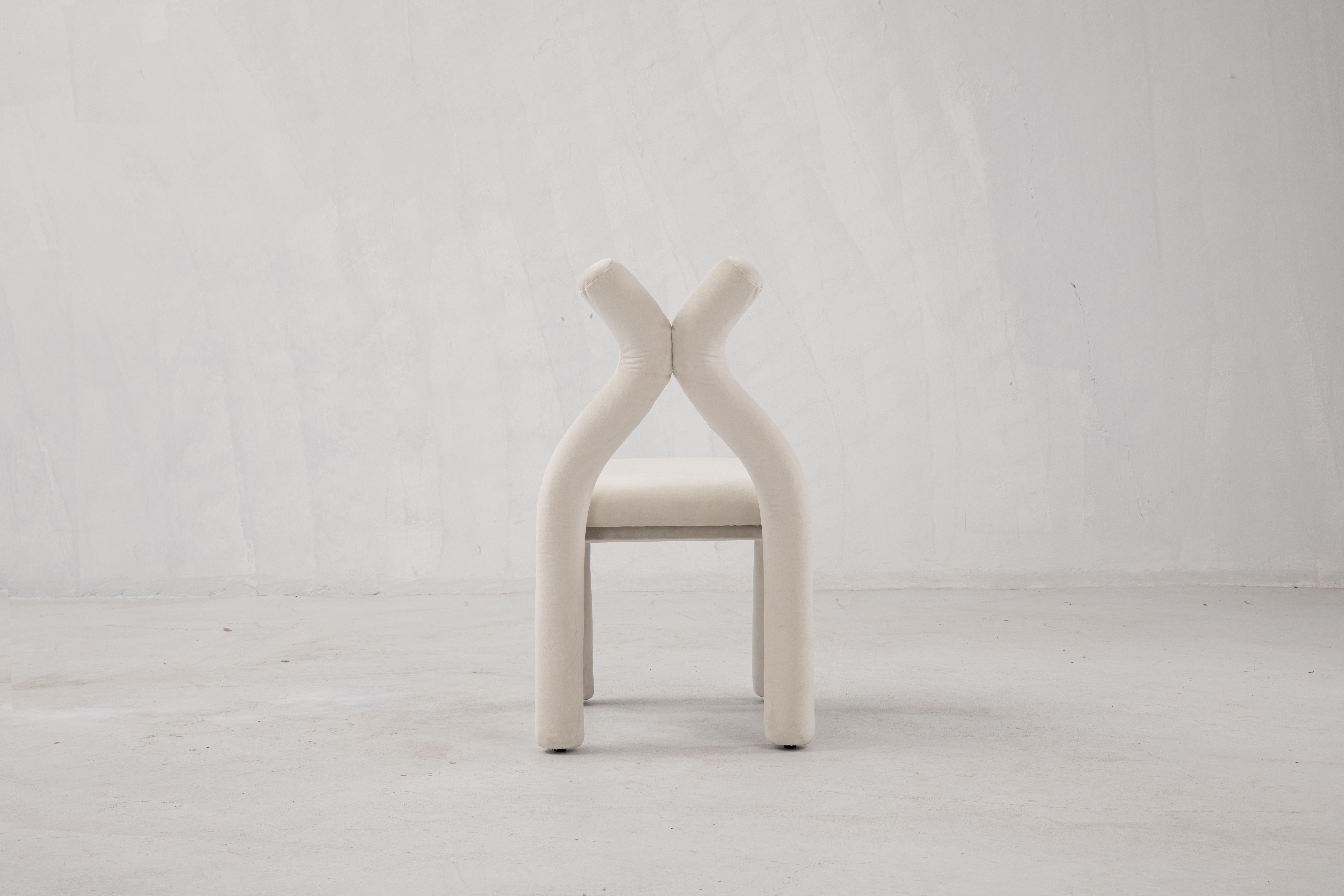 X Chair, Minimalist Cream Velvet Dining Chair In New Condition In San Jose, CA