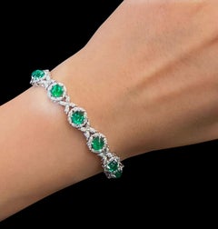 X Forest's Gleam Eighteen-Karat Gold Emerald and Diamond Bracelet, 7.1 Carats