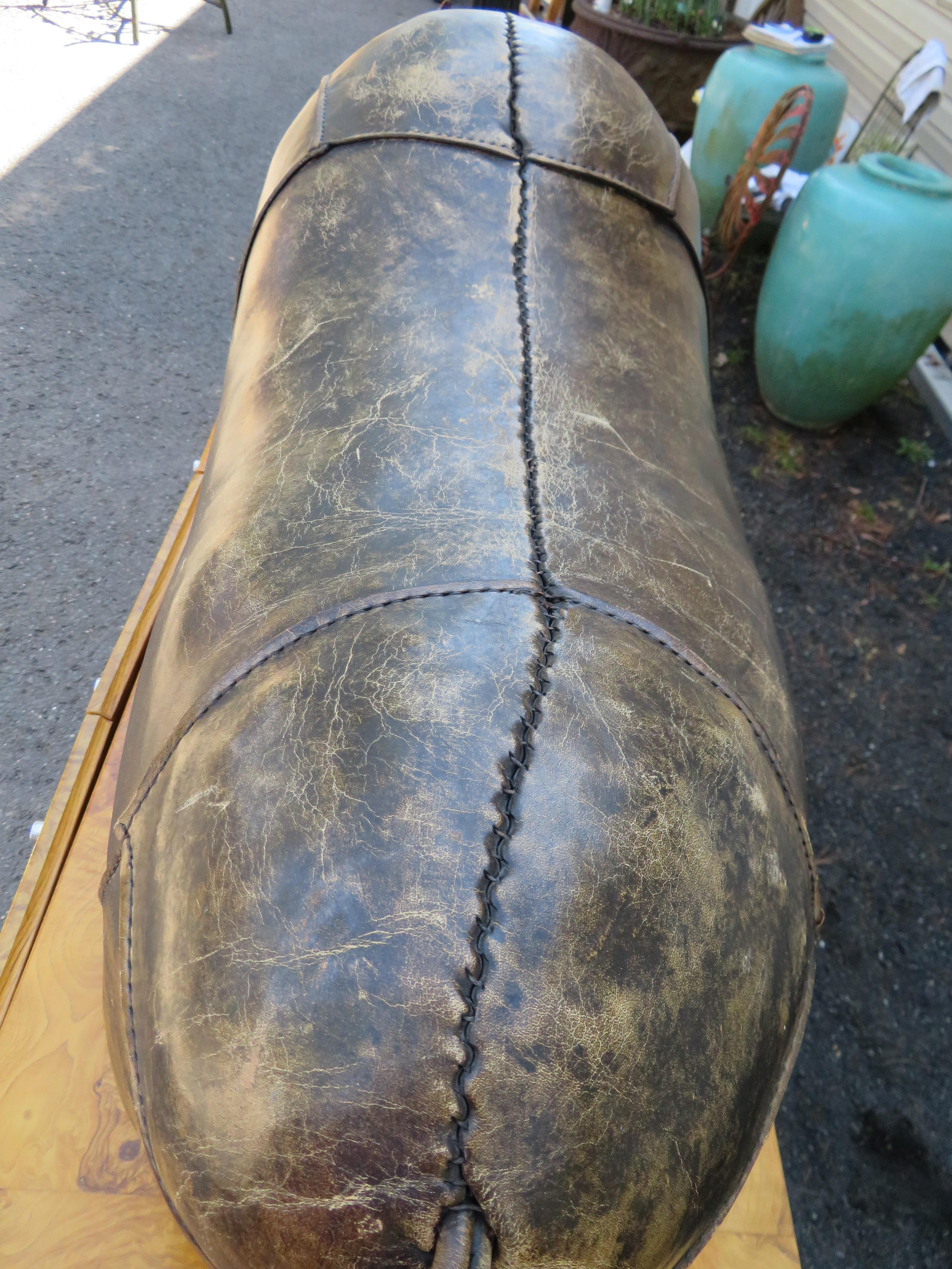 X Großer Rhinoceros-Fußhocker aus Leder Dimitri Omersa Abercrombie & Fitch, 70er Jahre im Angebot 6