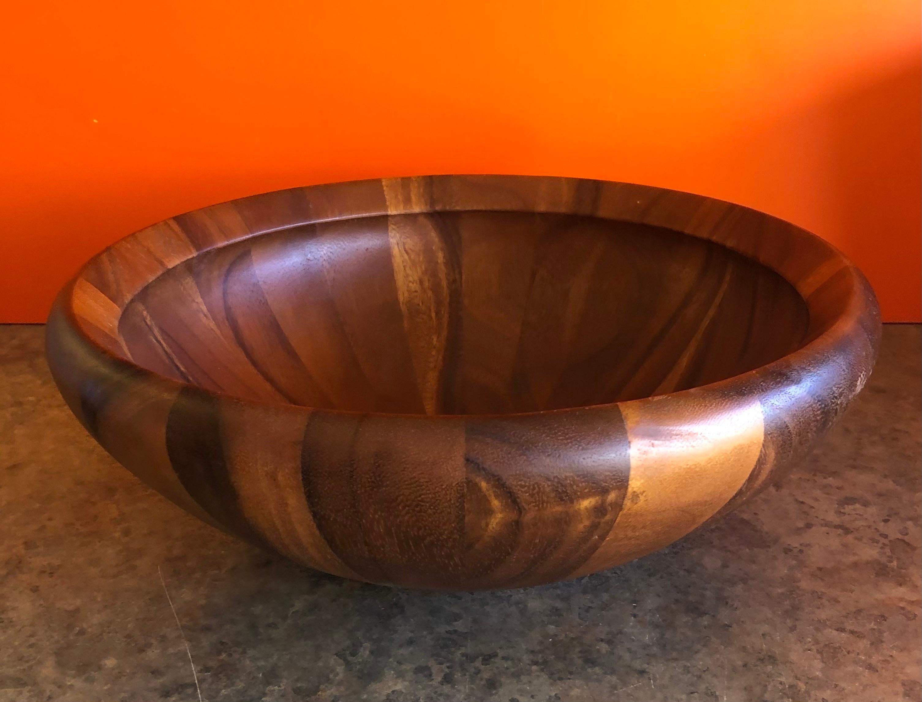 X-Large Solid Walnut Salad Bowl & Servers Designed by Quistgaard for Dansk In Good Condition In San Diego, CA