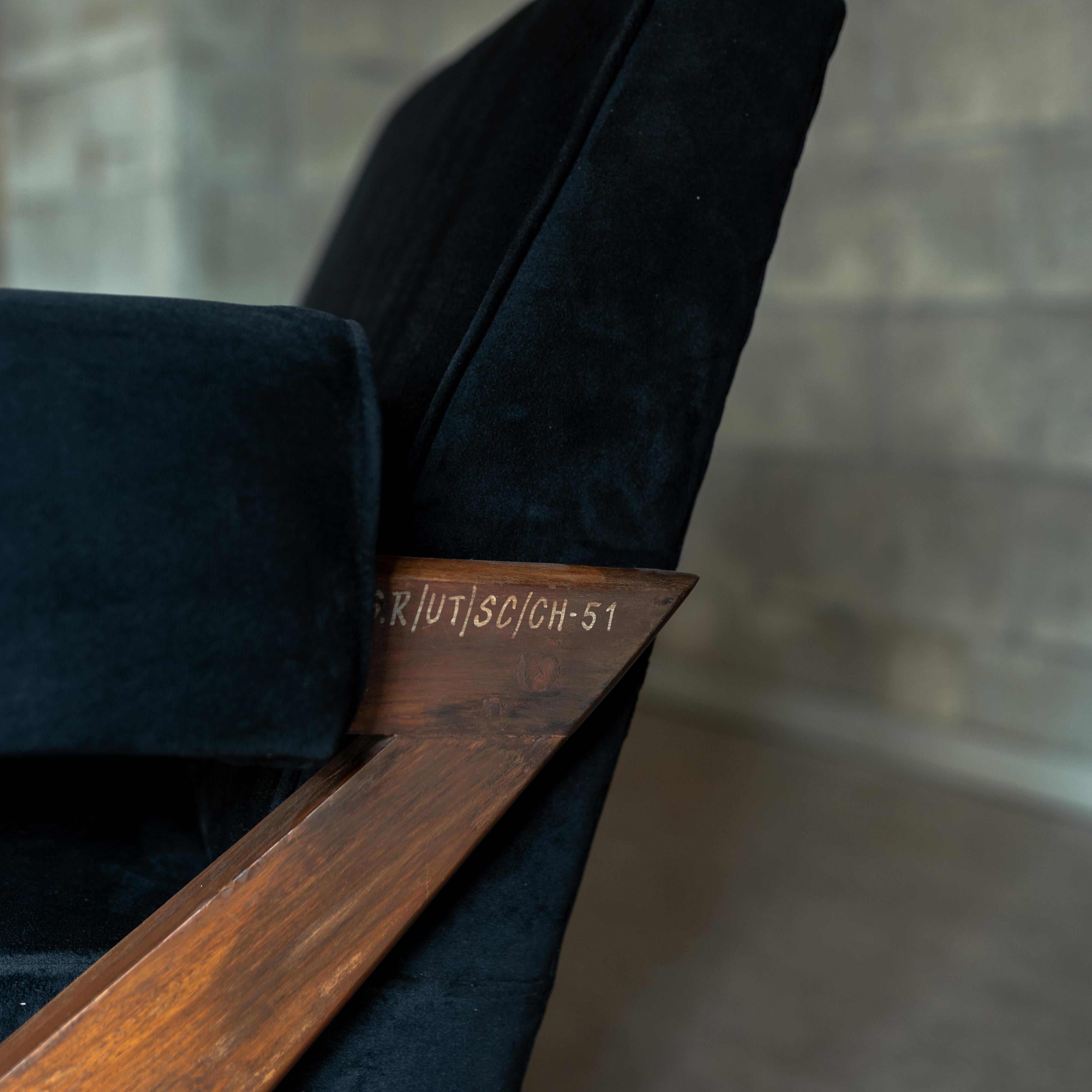 Sillón con patas en X de Pierre Jeanneret, Años 60, India en venta 4