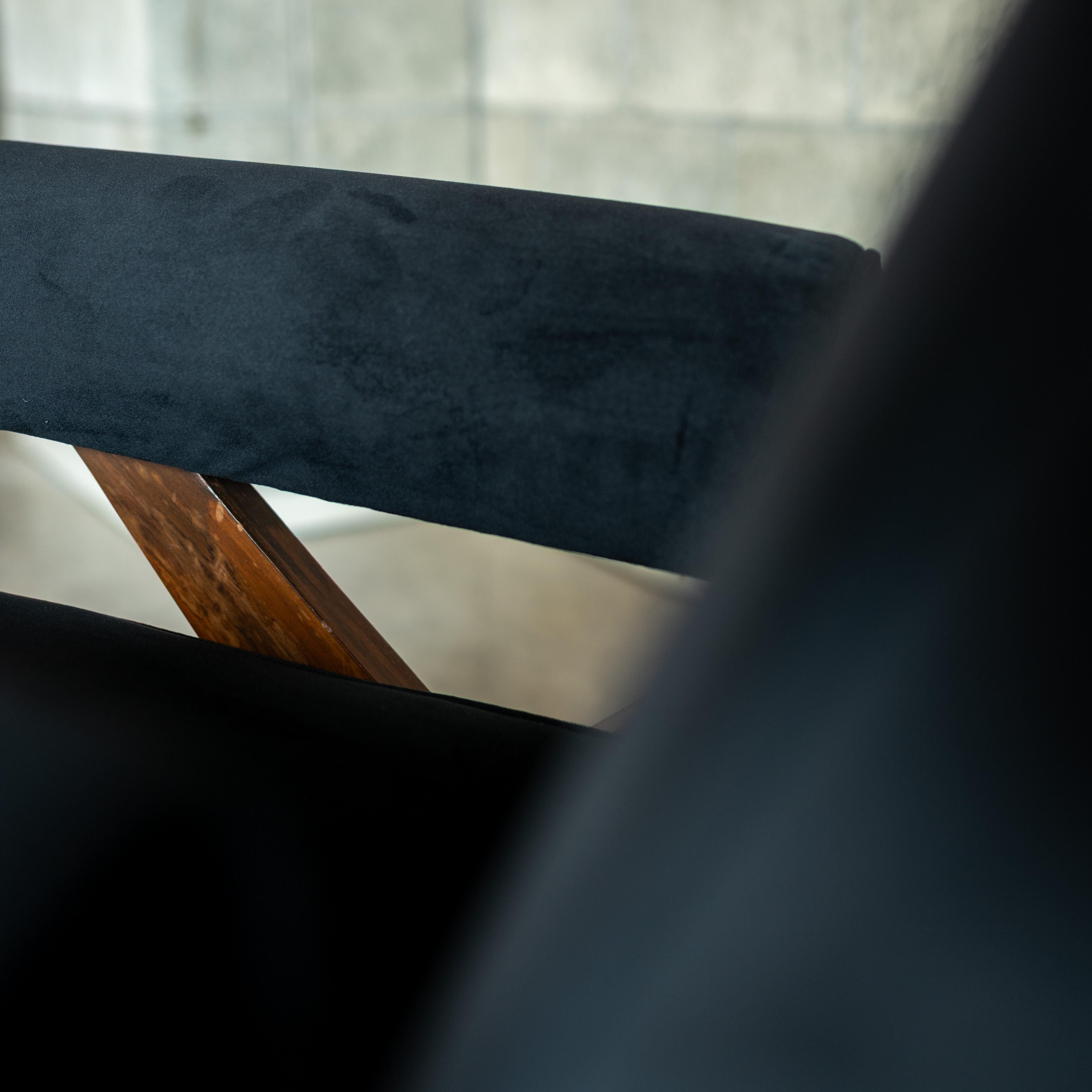 Sillón con patas en X de Pierre Jeanneret, Años 60, India en venta 7