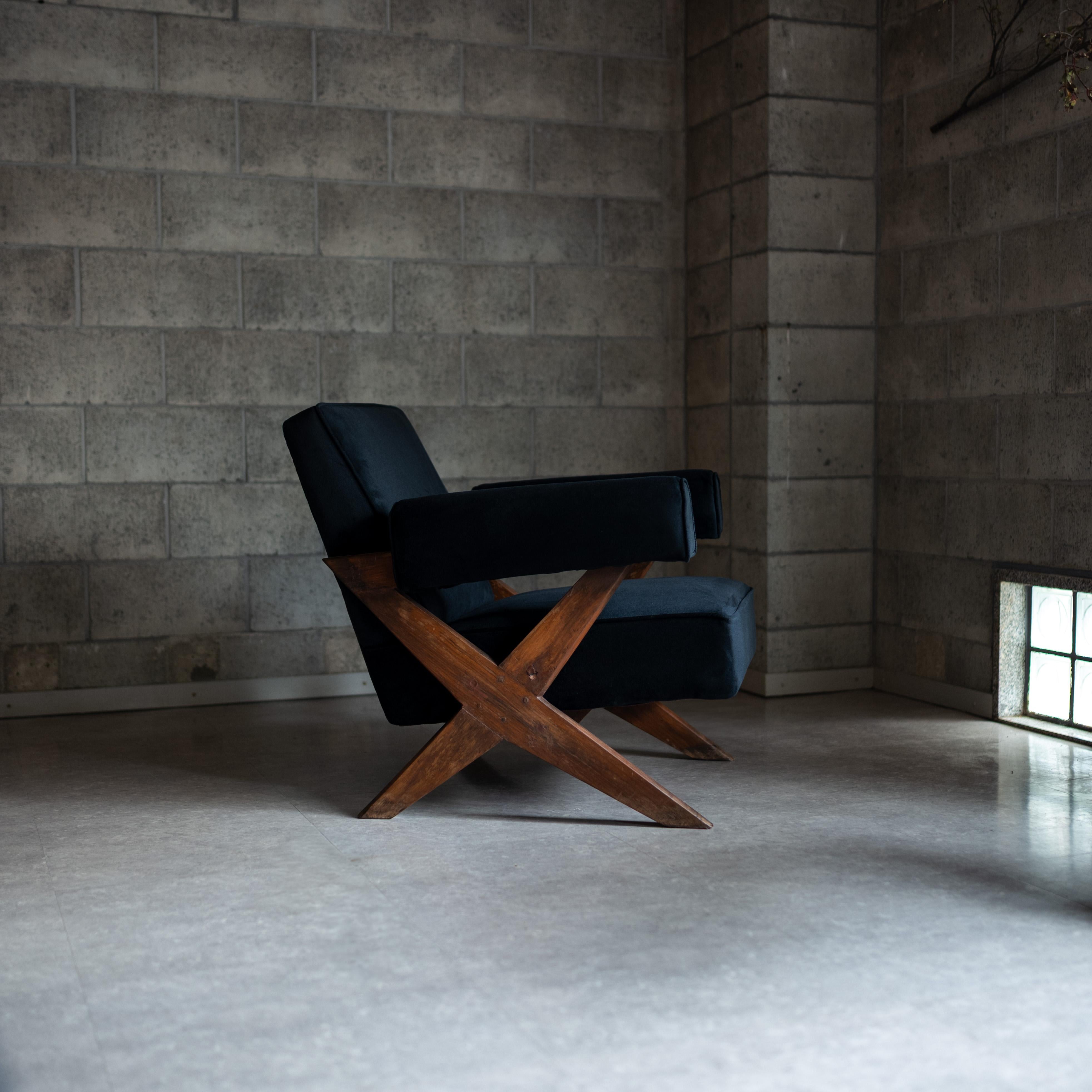 Sillón con patas en X de Pierre Jeanneret, Años 60, India en venta 9