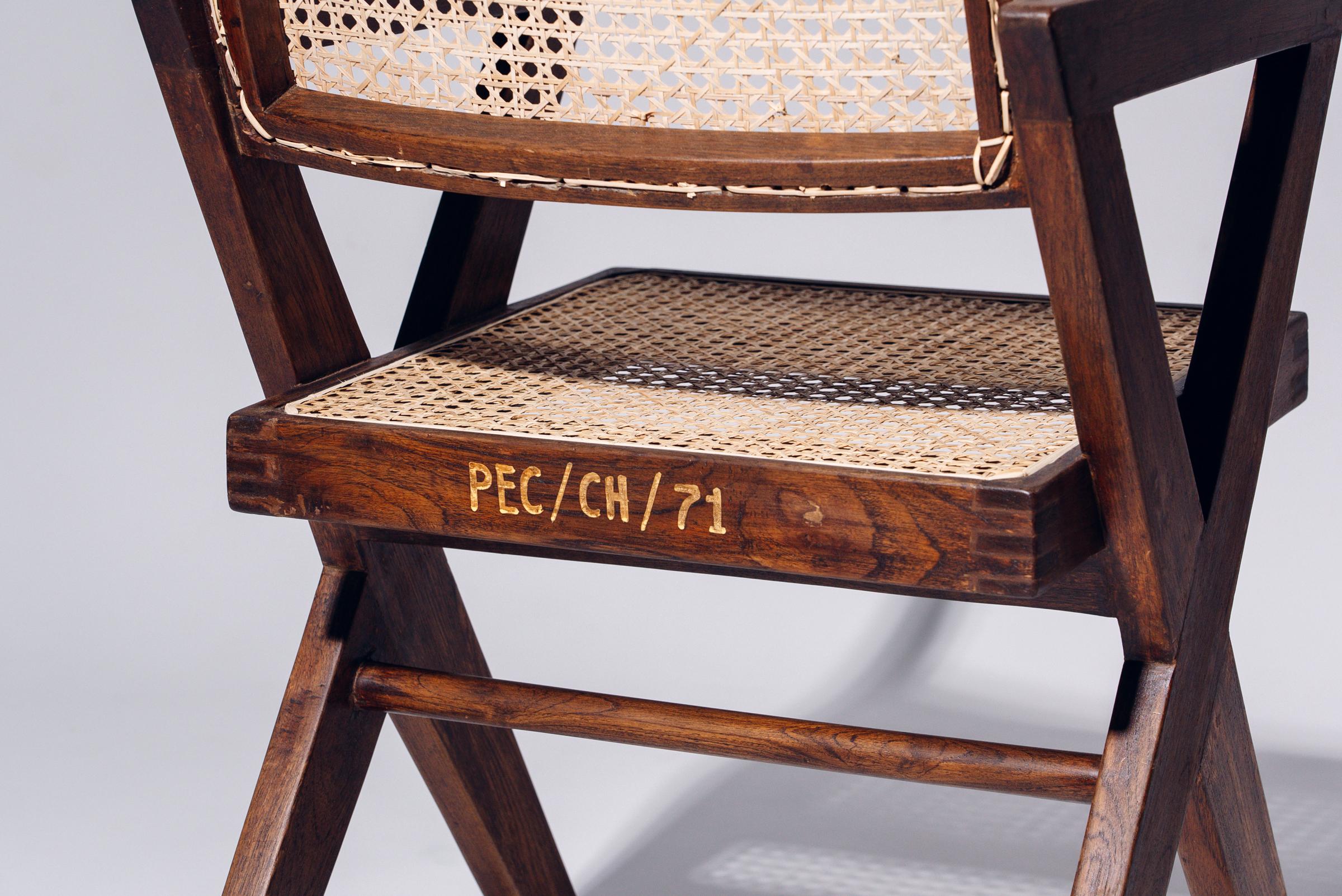 Bürostuhl mit X-Fuß von Pierre Jeanneret für Chandigarh, Indien, CIRCA 1963-64 (Handgewebt) im Angebot