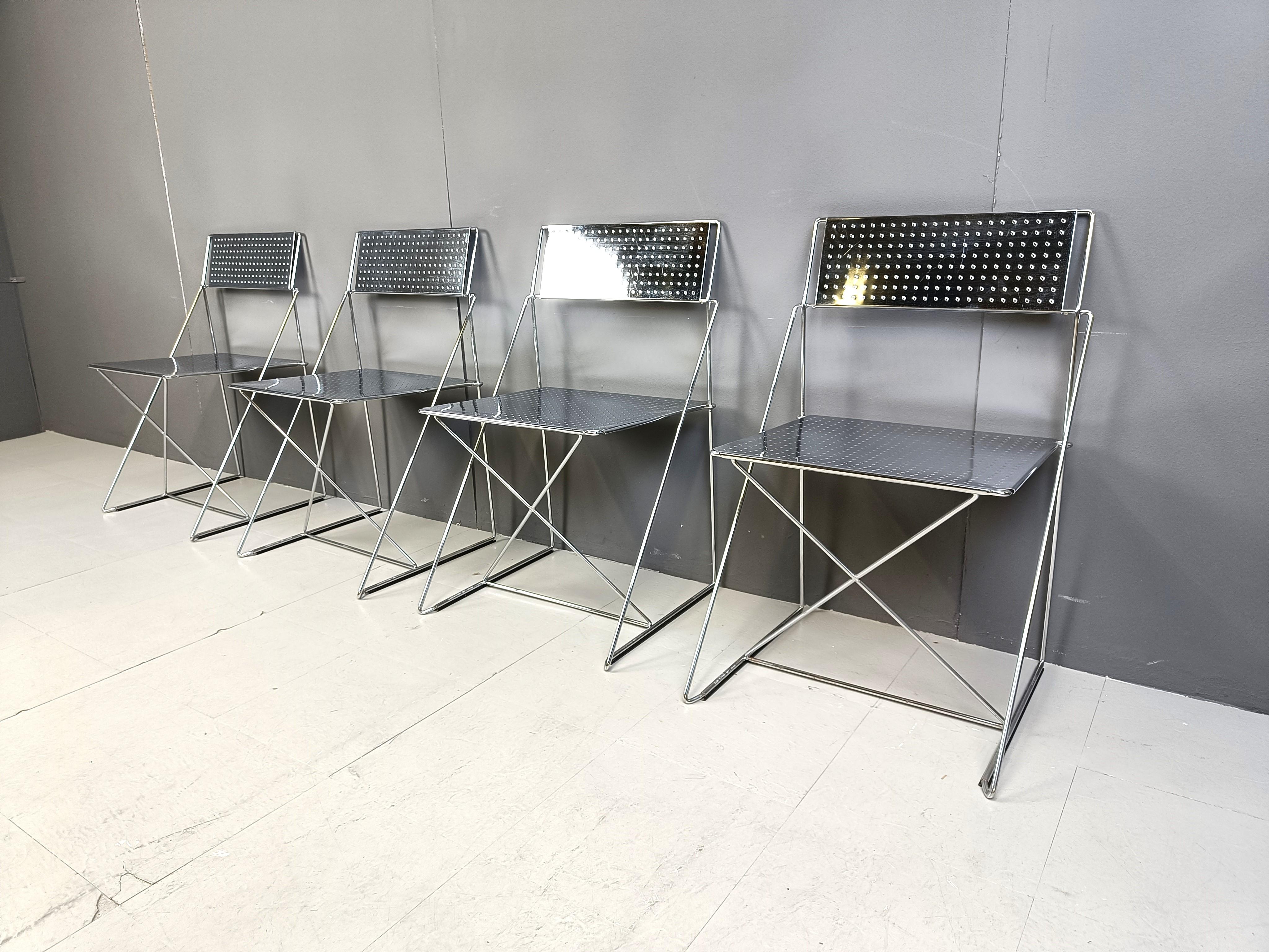 Sedie X-Line di Niels Jorgen Haugesen per Magis, 1977, set di 4 pezzi 3
