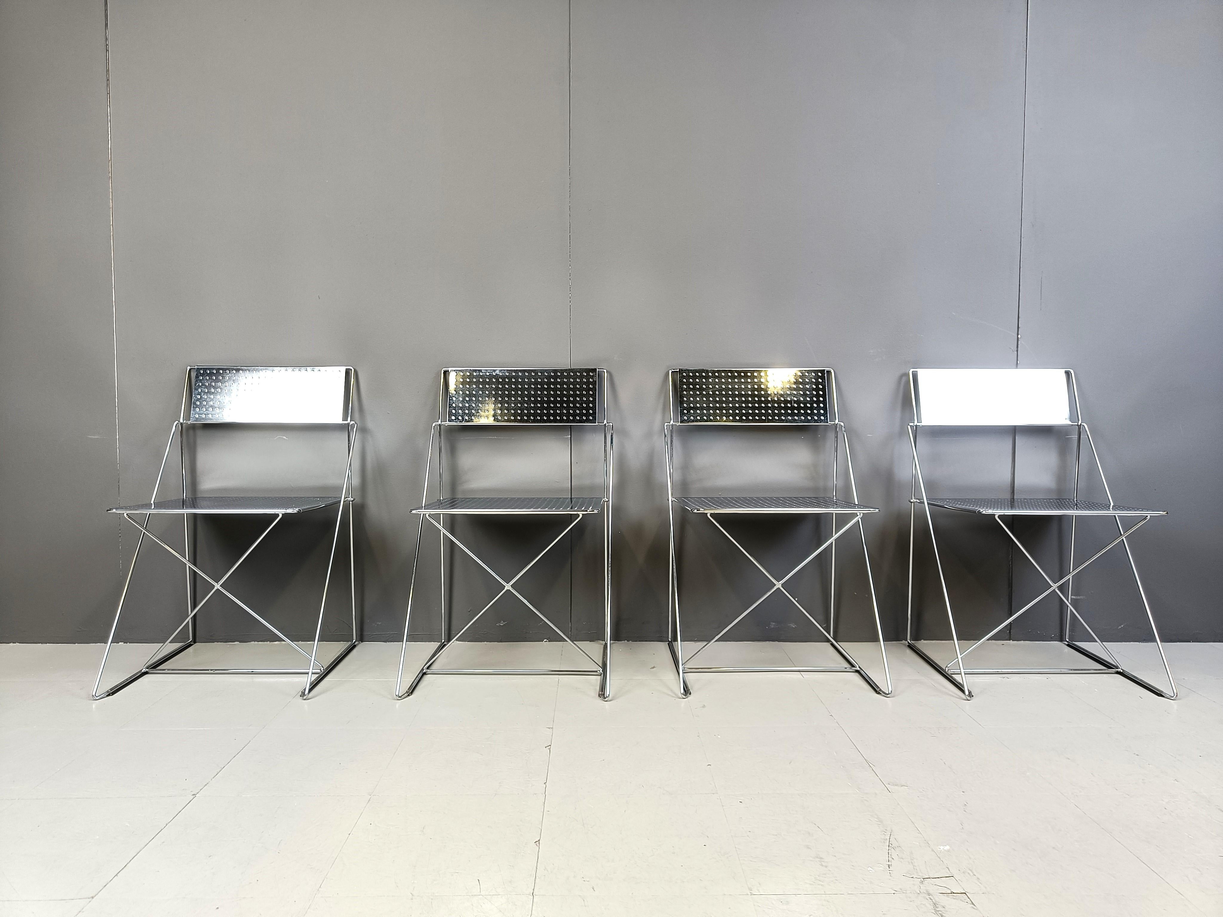 Sedie X-Line di Niels Jorgen Haugesen per Magis, 1977, set di 4 pezzi 1