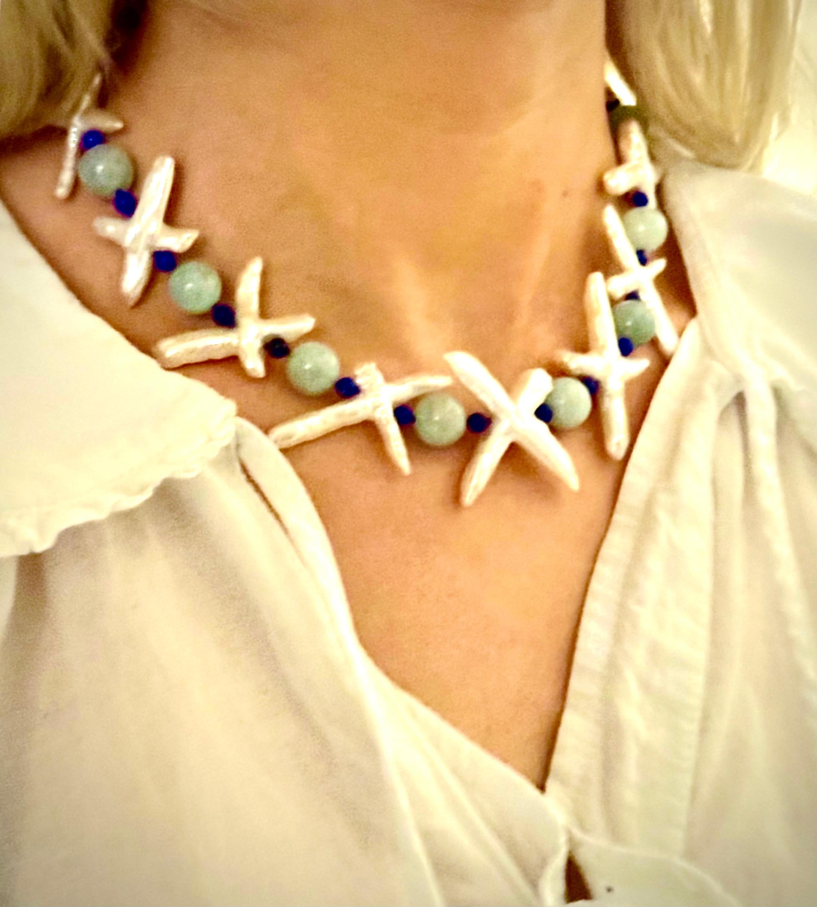 X Halskette aus Perlen, Aquamarin und Lapislazuli im Angebot 4