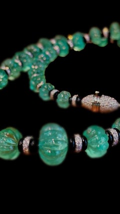 X Pumpkin Emerald Colliar