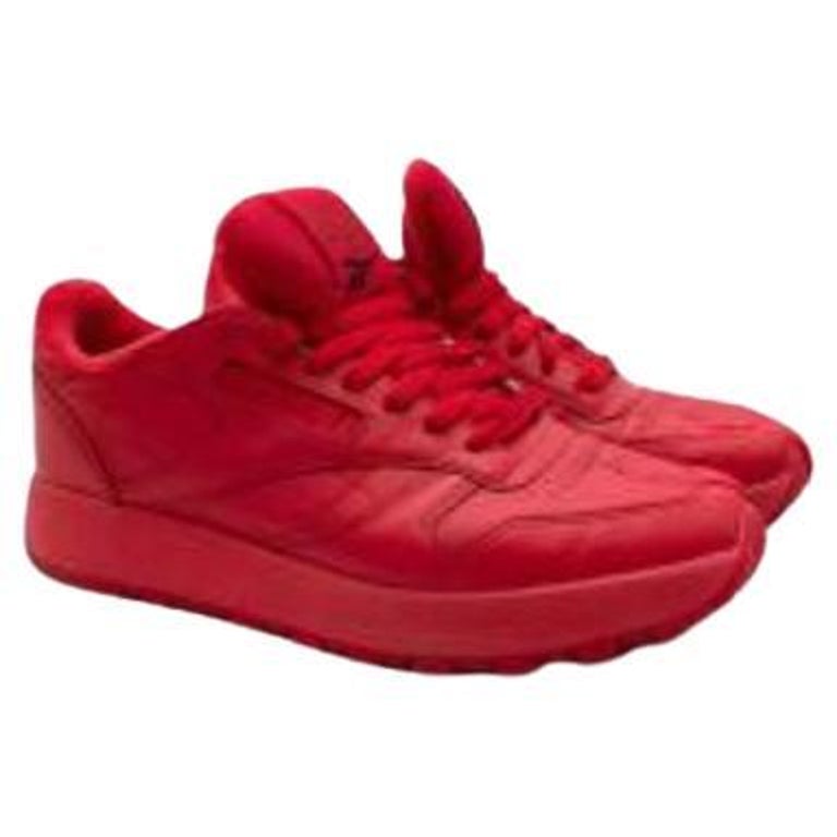 x Reebok Red Classic Tabi Leather Sneakers For Sale at 1stDibs