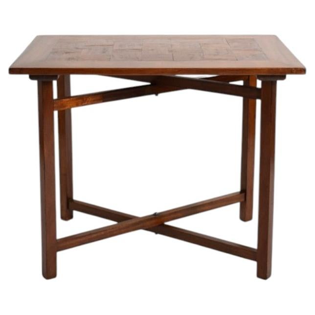 X shaped foot chessboard table, XIXth c. For Sale