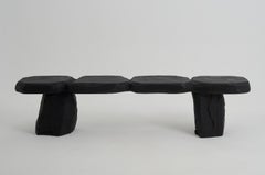 x2 Banco de estilo brutalista, madera negra quemada, pedido a medida, de Logniture
