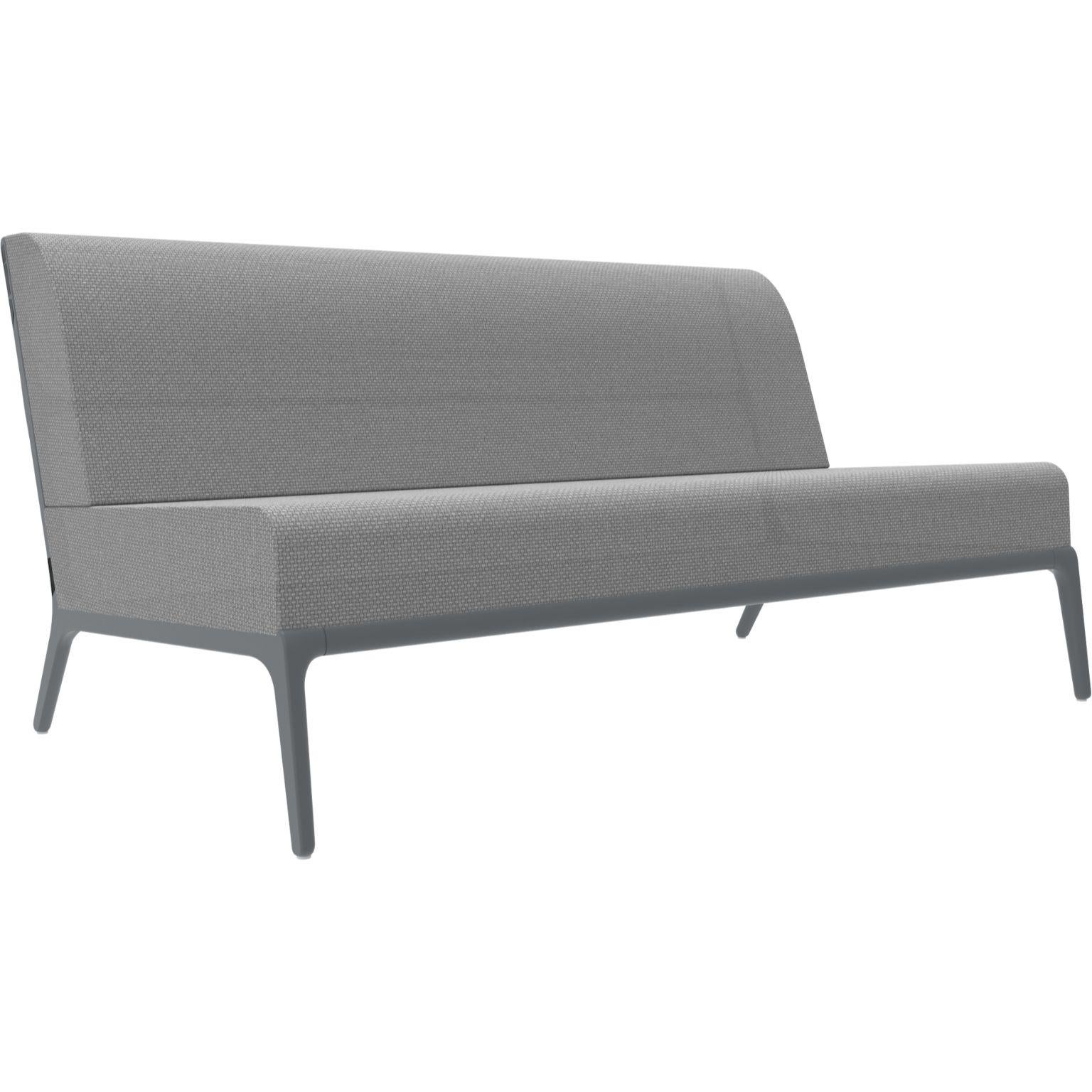 Xaloc Central 160 grey modular sofa by Mowee
Dimensions: D 100 x W 160 x H 81 cm (Seat height 42cm)
Material: Aluminium, Textile
Weight: 35.5 kg
Also Available in different colours and finishes.

 Xaloc synthesizes the lines of interior