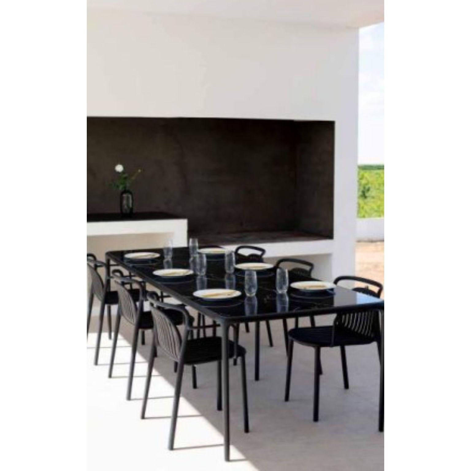 XXI secolo e contemporaneo Tavolo con piano in vetro Xaloc Chocolate 90 di Mowee in vendita